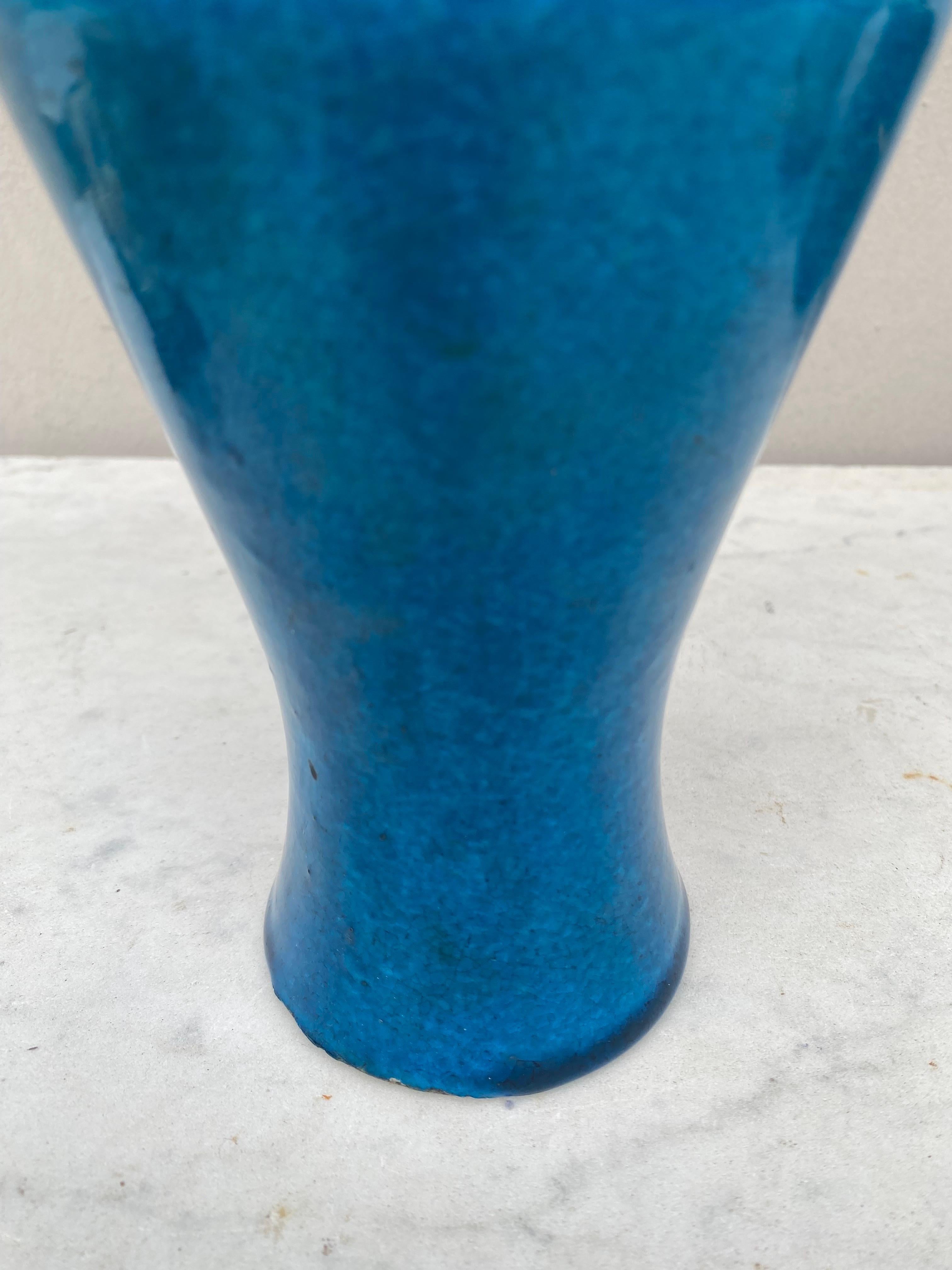 Milieu du XXe siècle Vase Art Déco français turquoise Lachenal  en vente