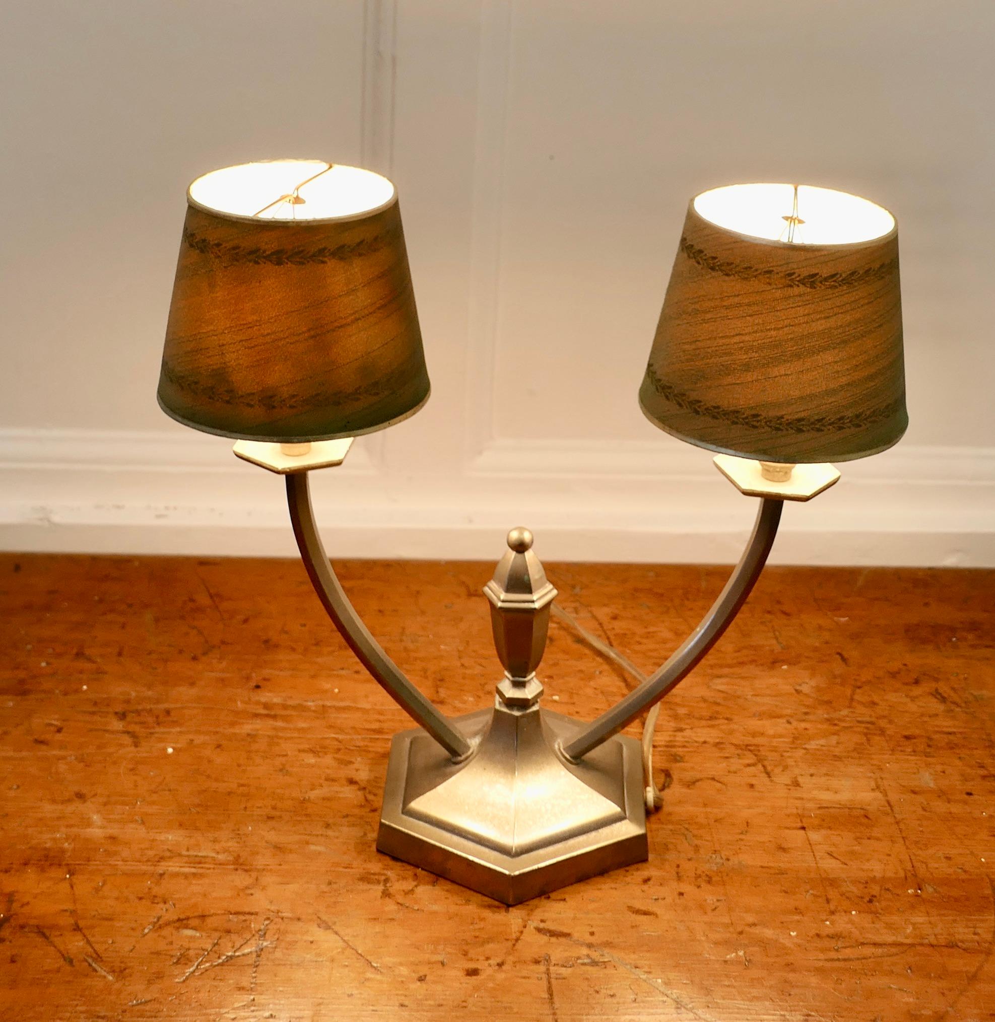 French Art Deco Twin Table Lamp This Is a Charming Piece In Good Condition In Chillerton, Isle of Wight