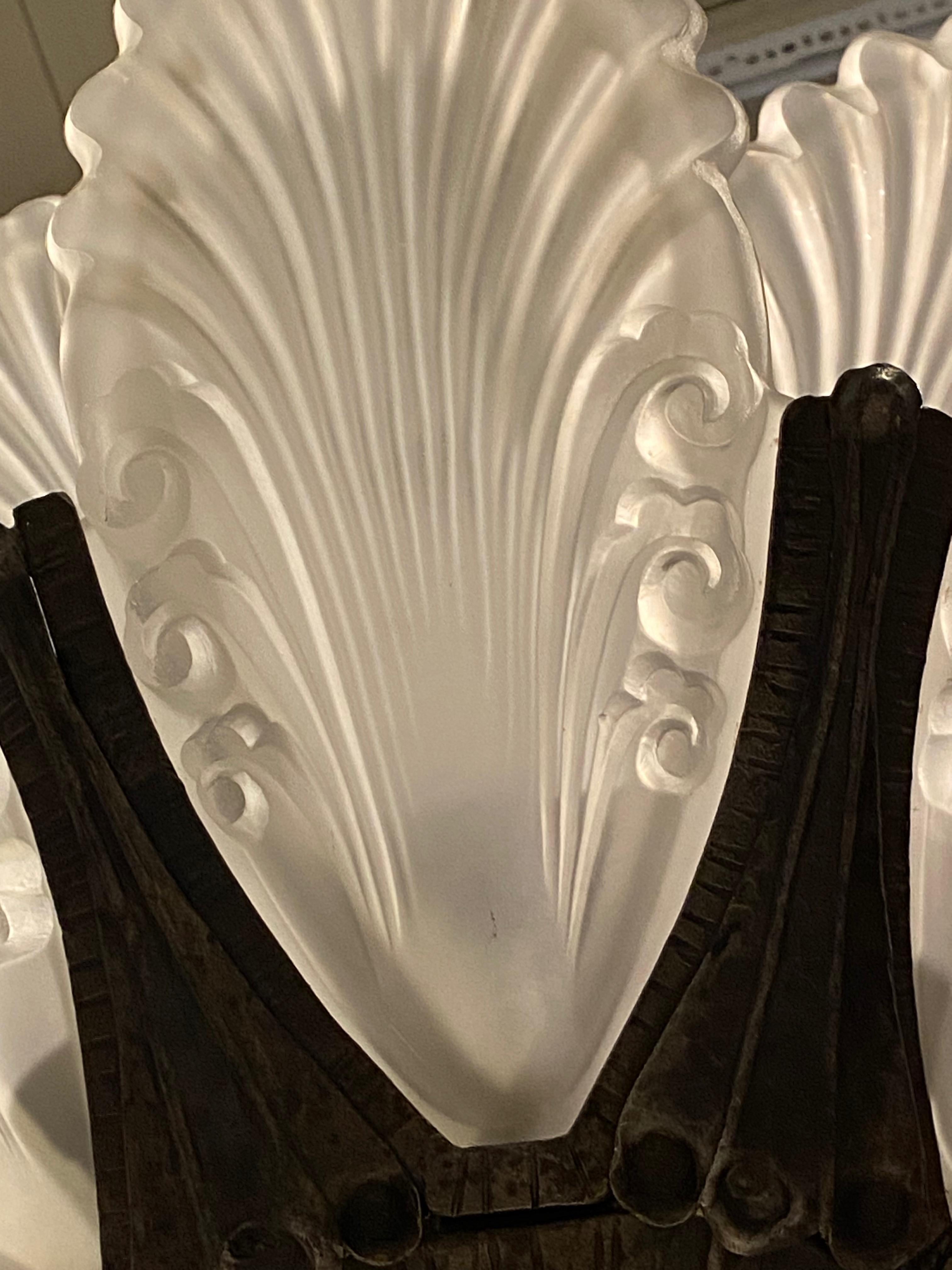 Lampadario francese Art Deco a due piani in vendita 3