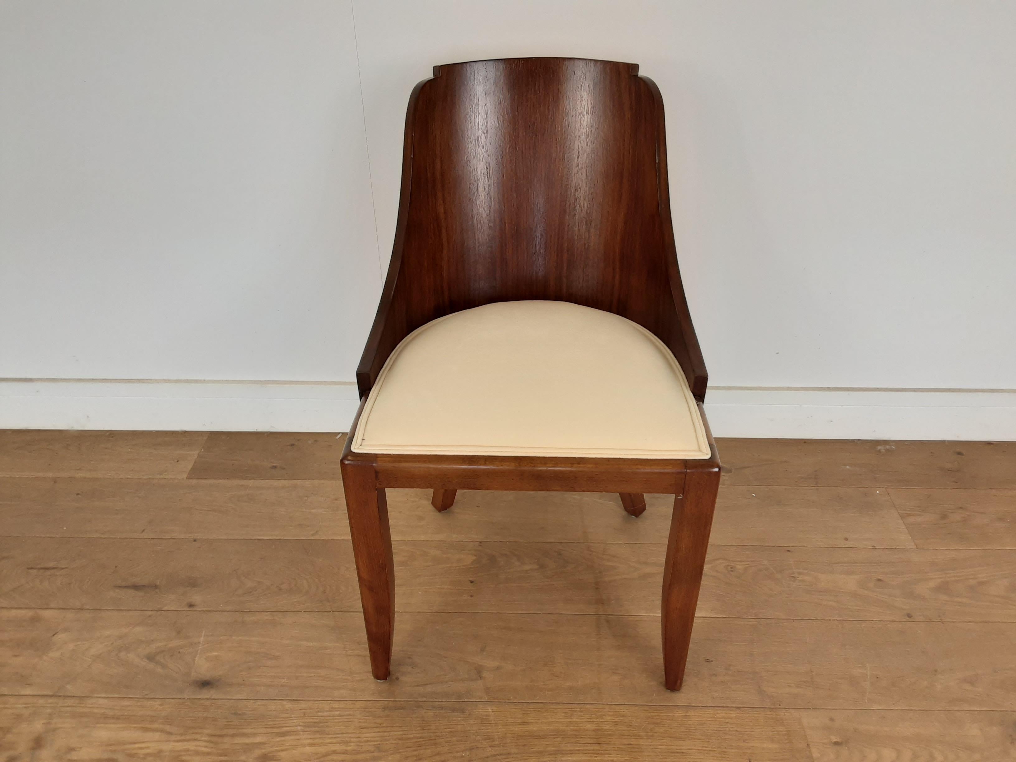 20th Century French Art Deco U Base Dining Table and Six Curve Back Dining Chairs in Rosewood For Sale