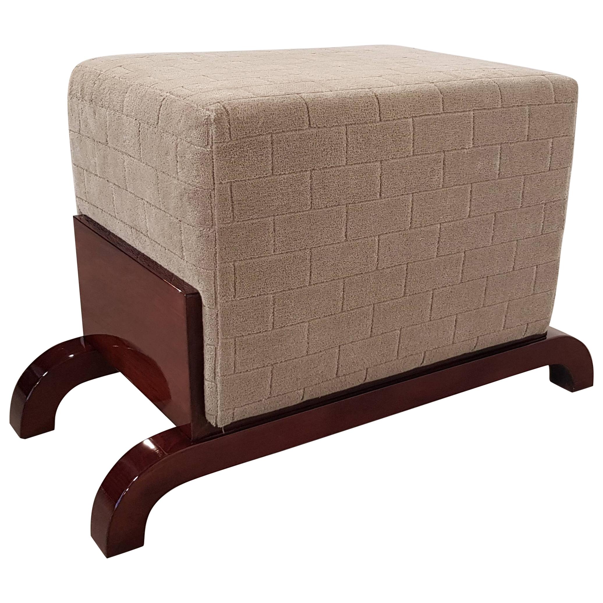 French Art Deco Upholstered Walnut Stool with Curved Legs, 1930s For Sale