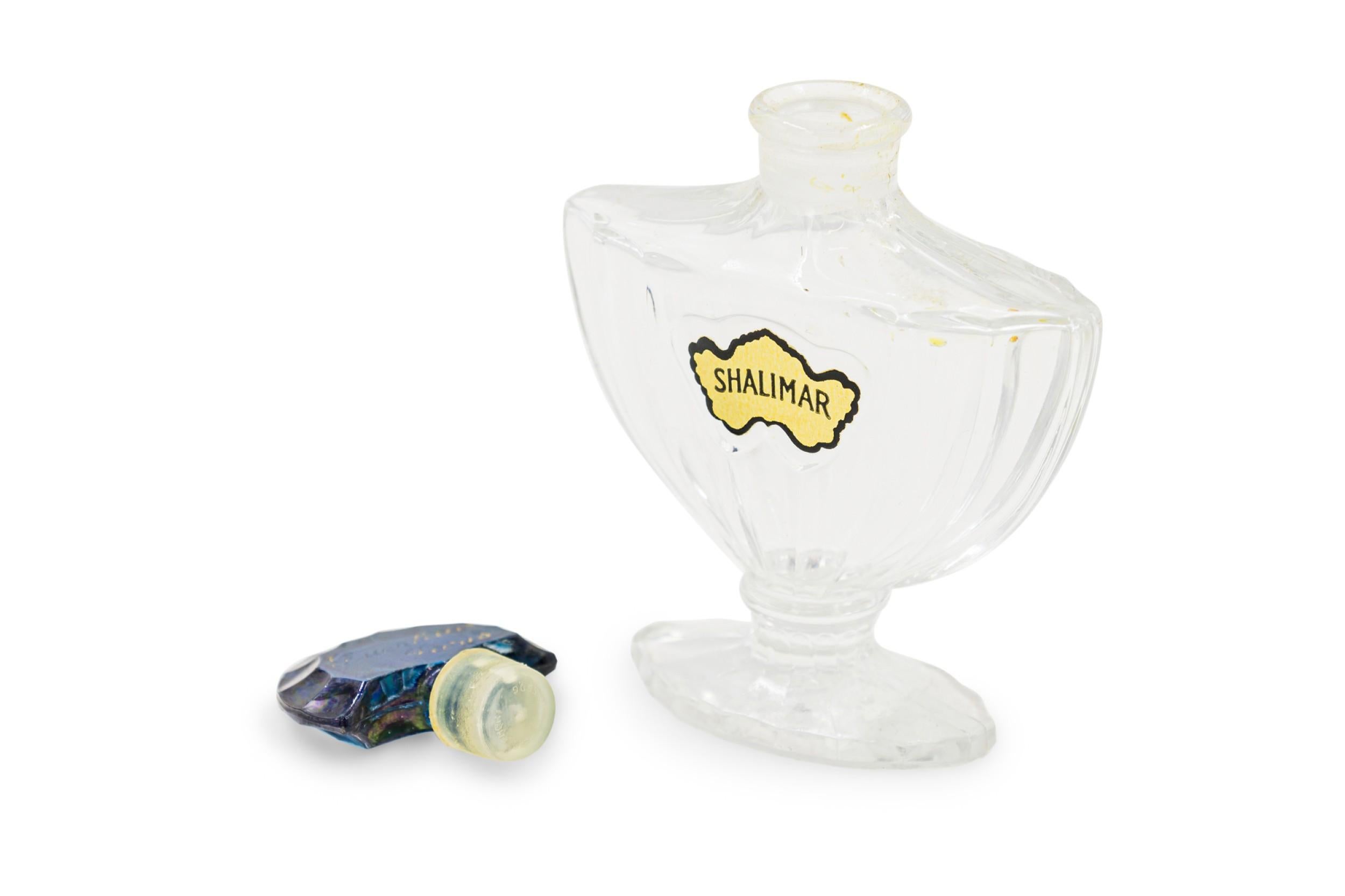 Francese French Art-Deco Urn-Shape Perfume Bottle in vendita