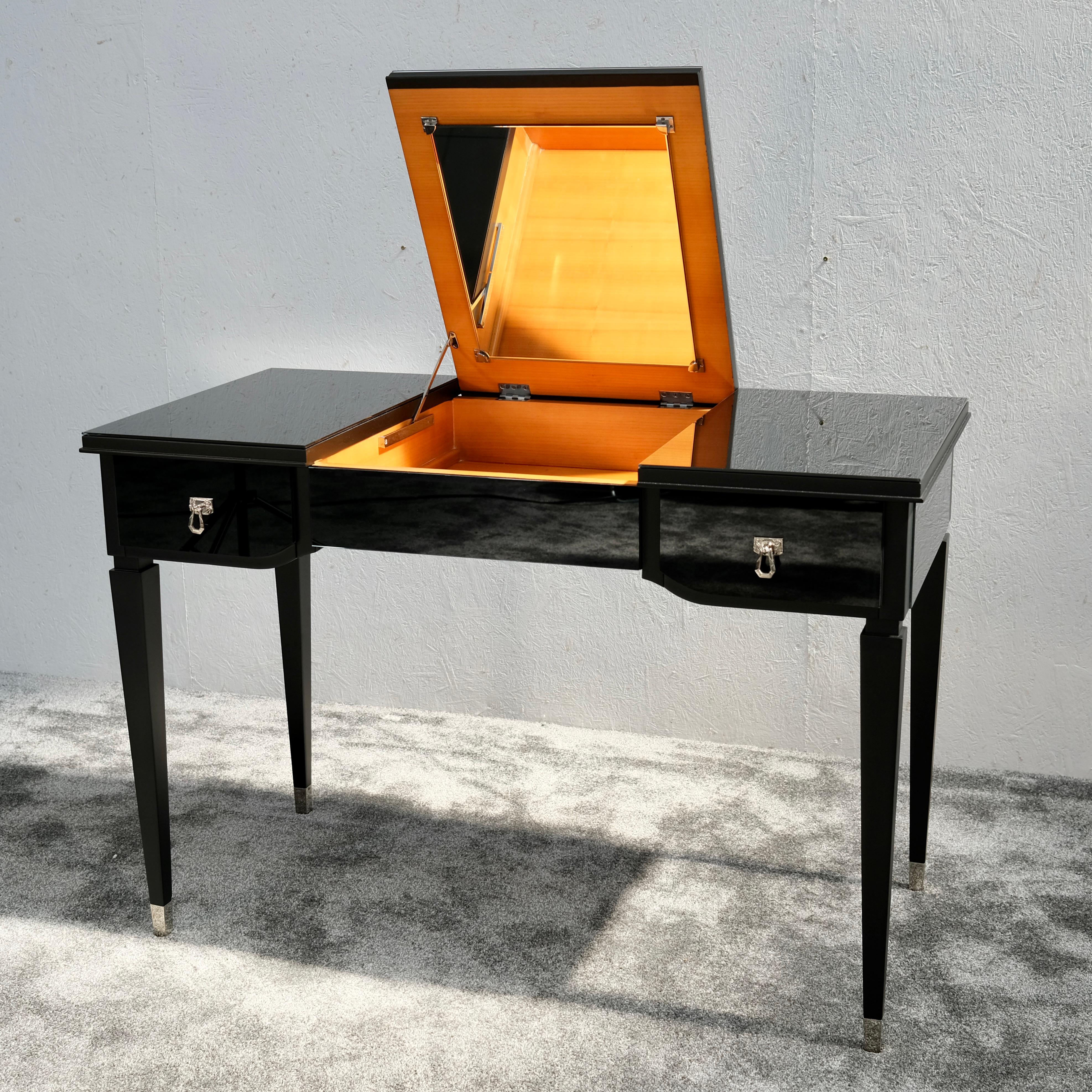 Tavolino da toeletta o vanità francese Art Déco in nero lucido e legno di ciliegio, anni '30 in vendita 3