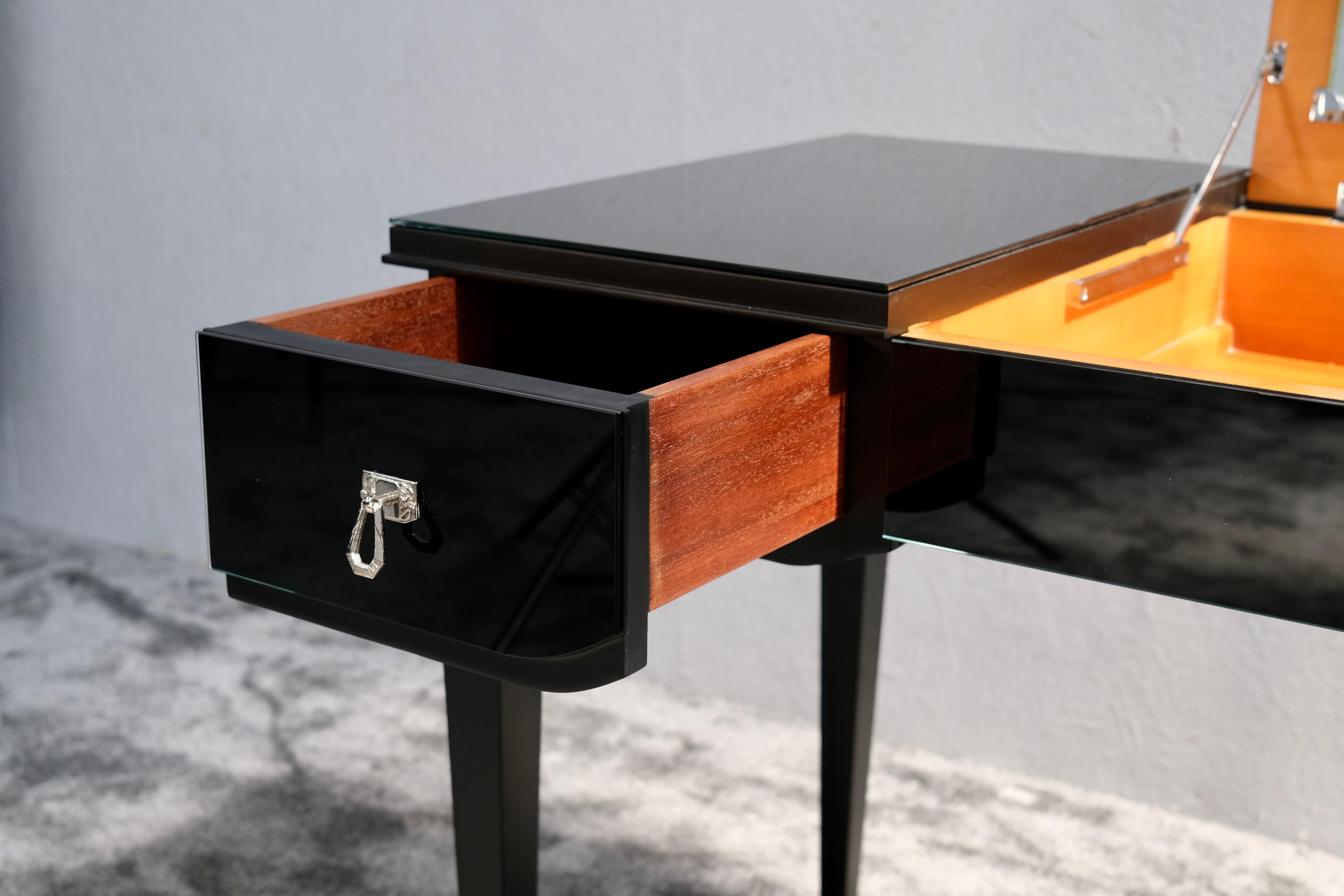 Tavolino da toeletta o vanità francese Art Déco in nero lucido e legno di ciliegio, anni '30 in vendita 7