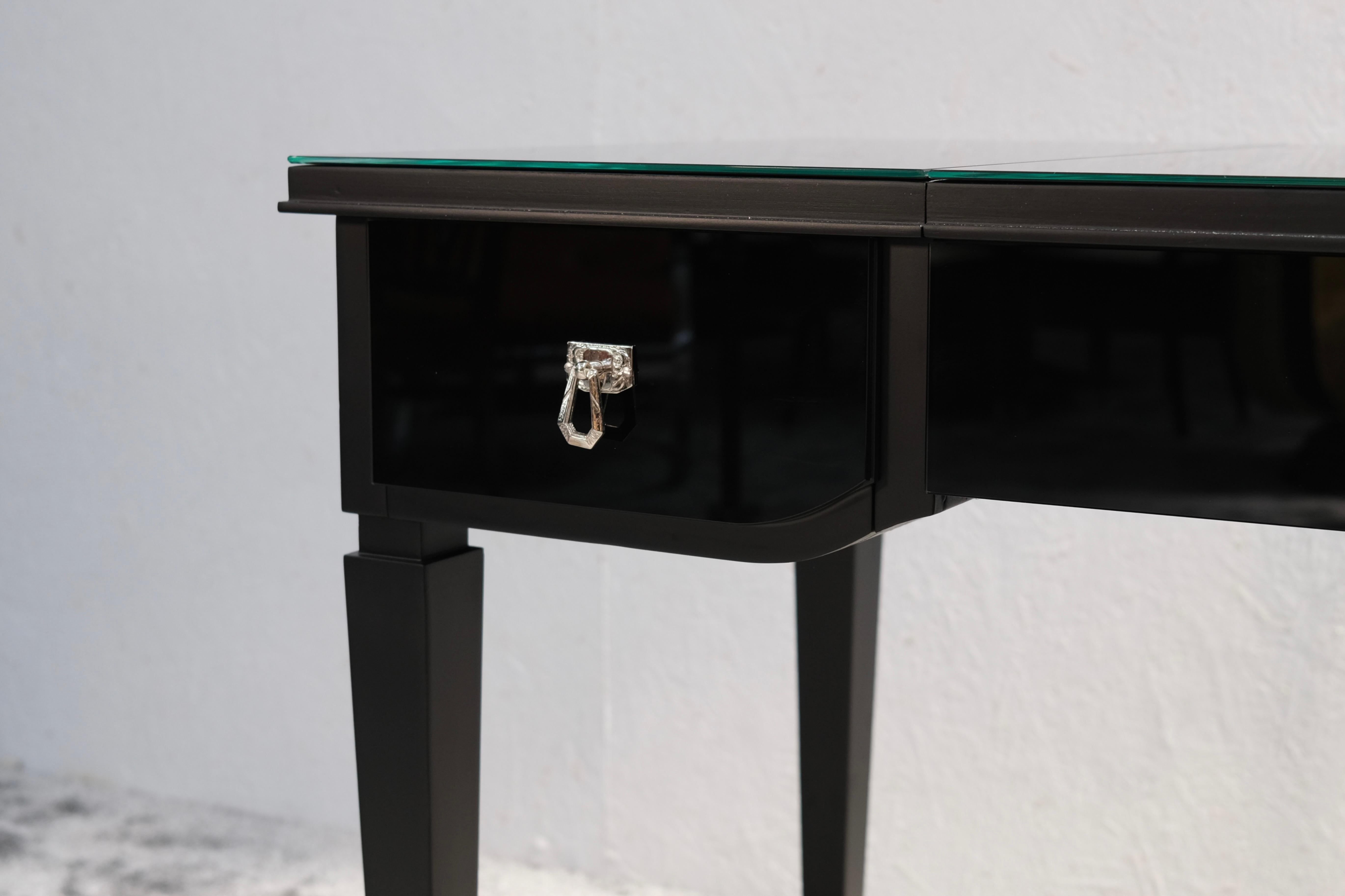 Specchio Tavolino da toeletta o vanità francese Art Déco in nero lucido e legno di ciliegio, anni '30 in vendita