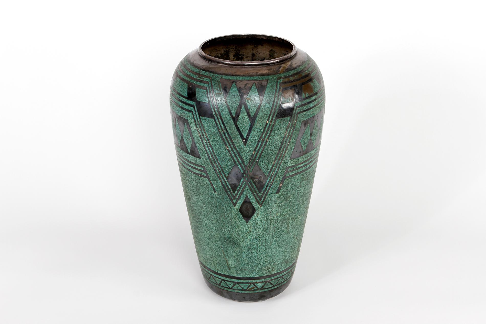 French Art Deco vase by Christofle (Art déco) im Angebot