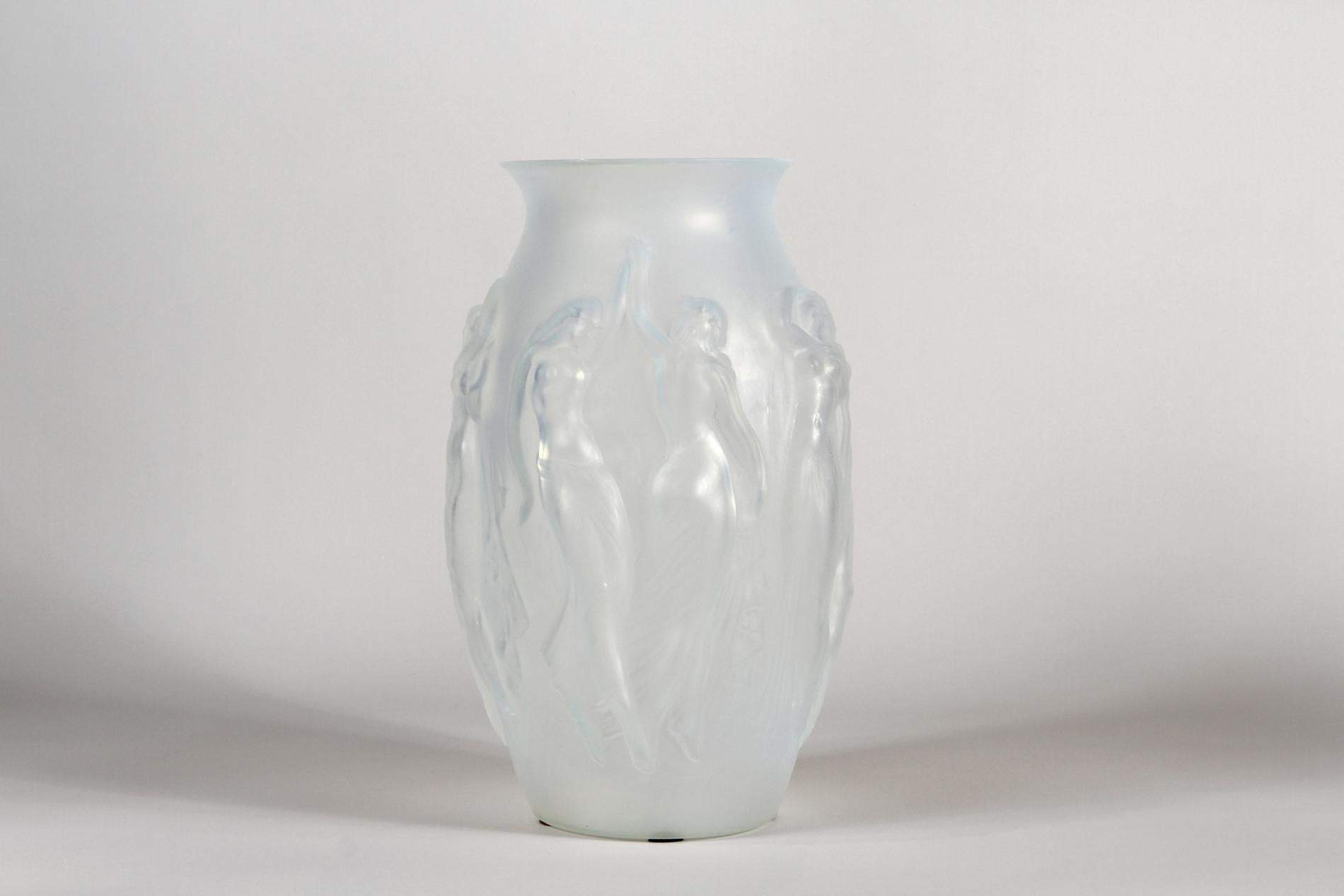 20th Century French Art Deco vase by Sabino 