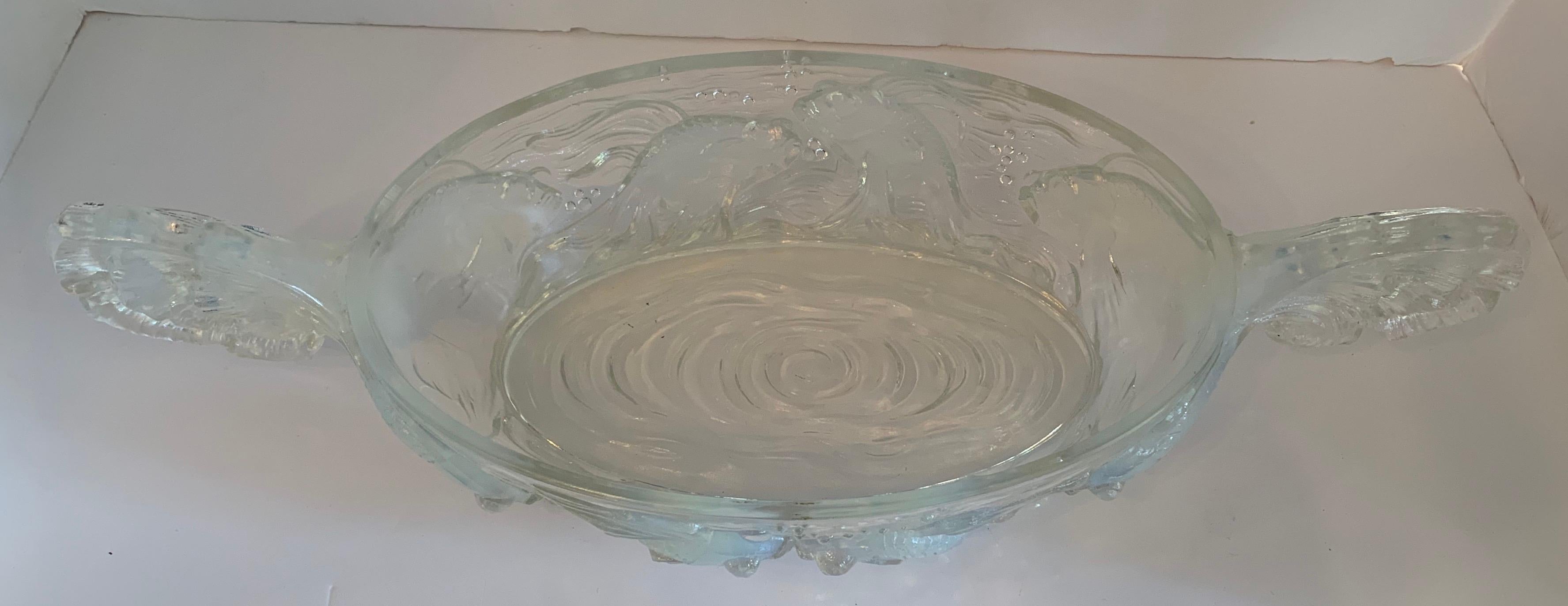 French Art Deco Verlys Opalescent Glass Poissons Koi Fish Oval Centerpiece Bowl In Good Condition In Roslyn, NY