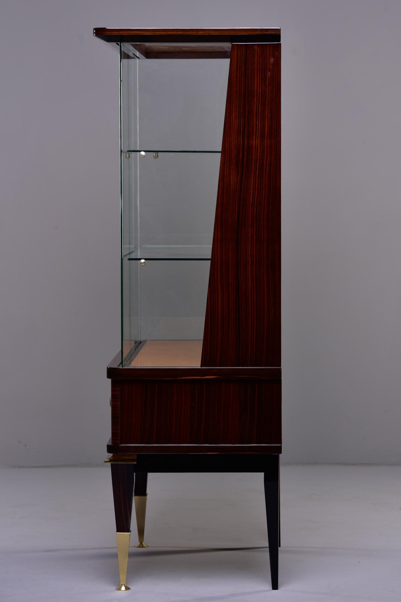 French Art Deco Vitrine with Brass Capped Legs 12