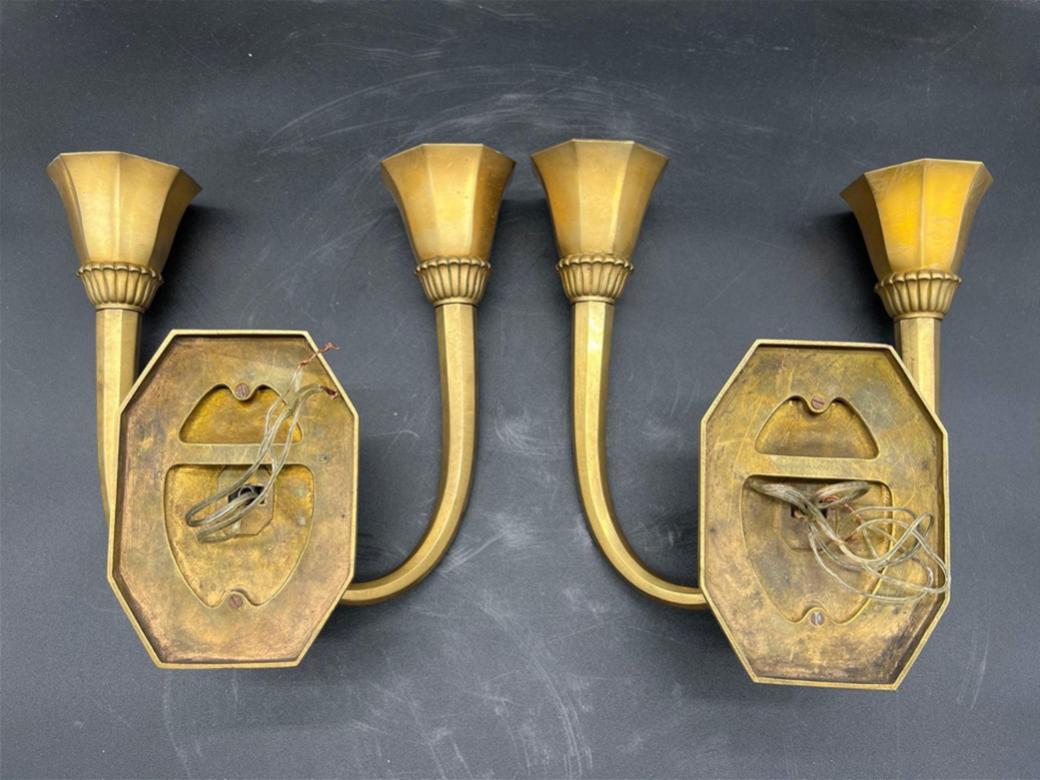 French Art Deco Wall Sconces In Good Condition For Sale In Bridgewater, CT