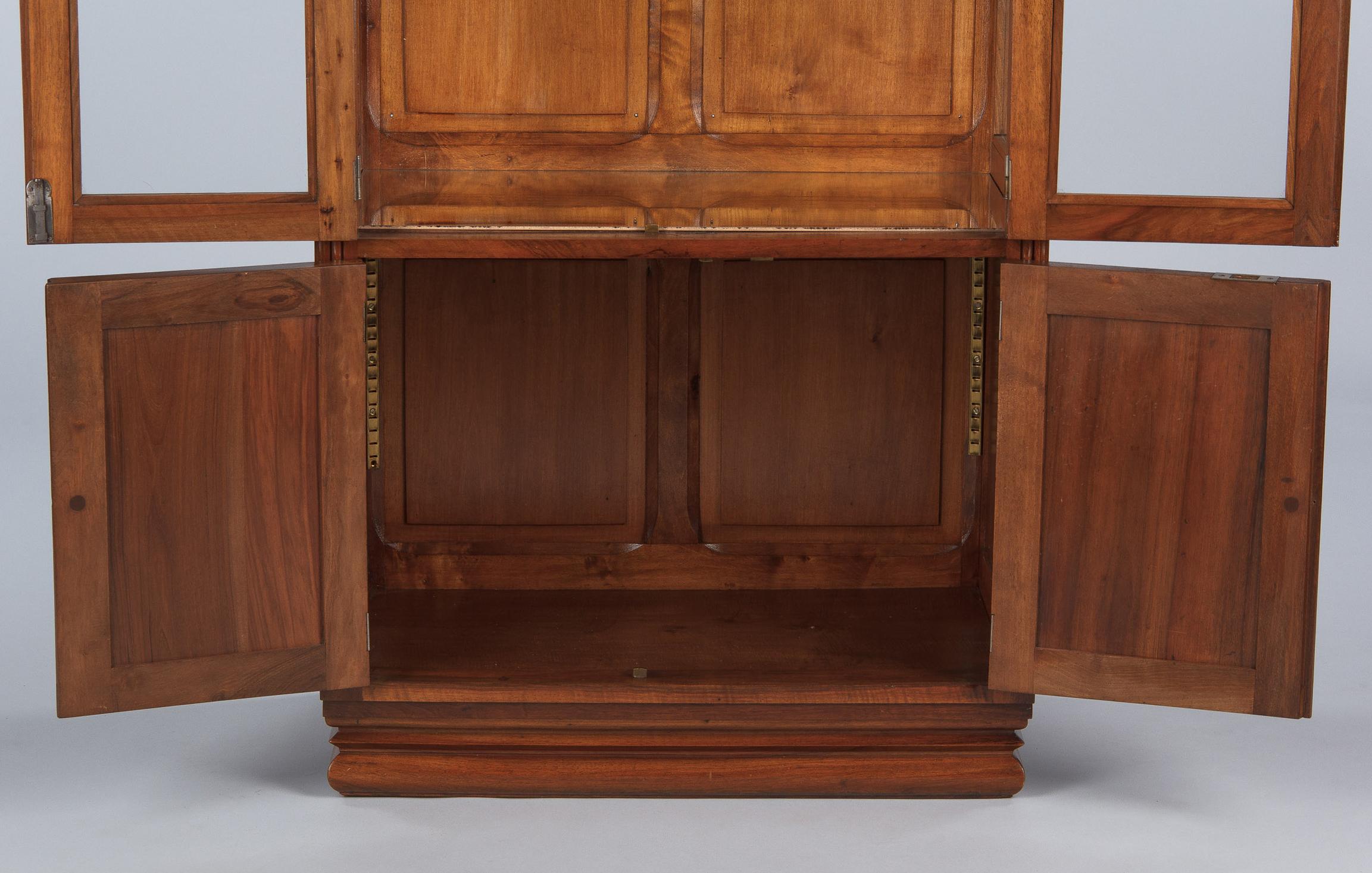 French Art Deco Walnut Display Cabinet or Bookcase, 1930s 8