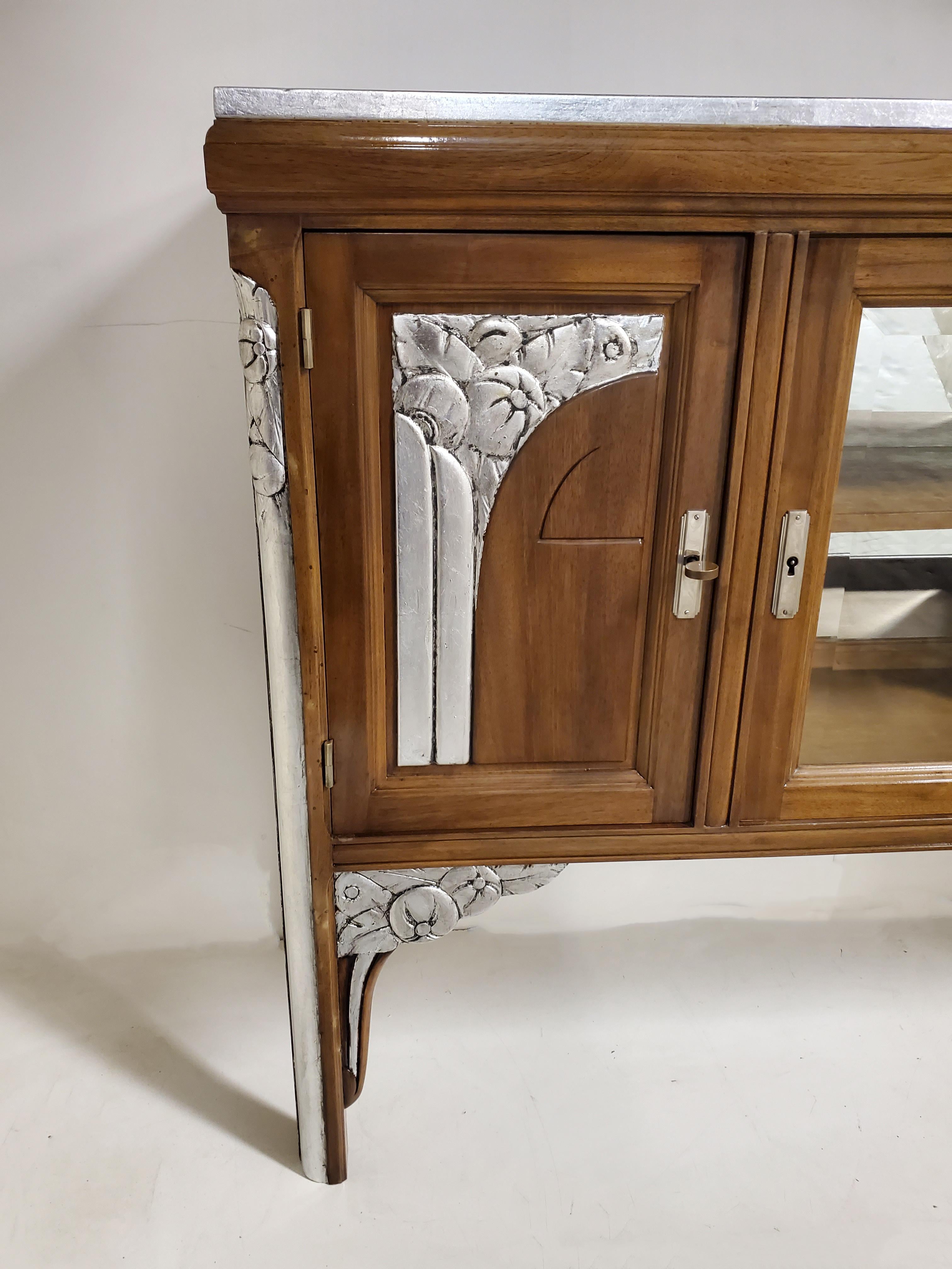 French Art Deco Walnut Cabinet/ Vitrine/ Bar/ Bookcase with Metal Leaf Detail For Sale 1