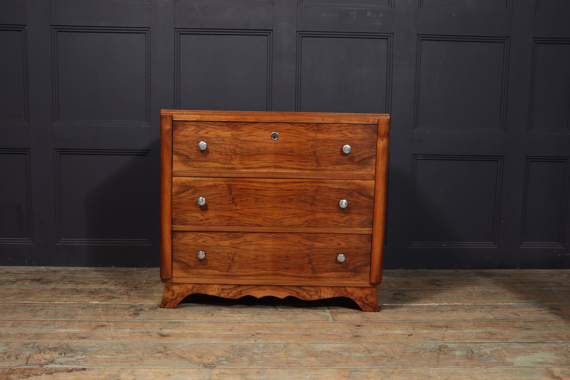 French Art Deco Walnut Chest of Drawers For Sale 1