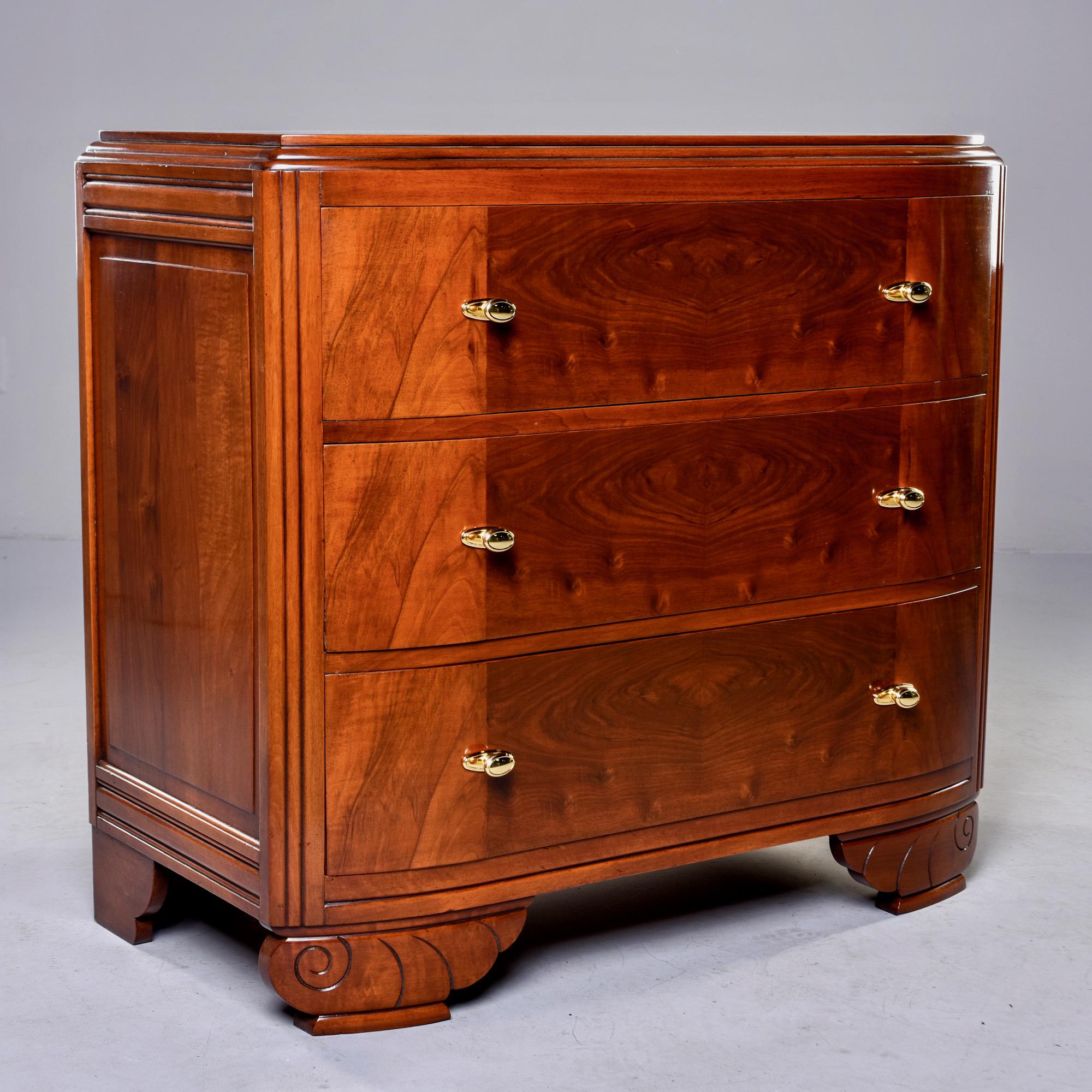 French Art Deco Walnut Chest of Drawers In Good Condition In Troy, MI