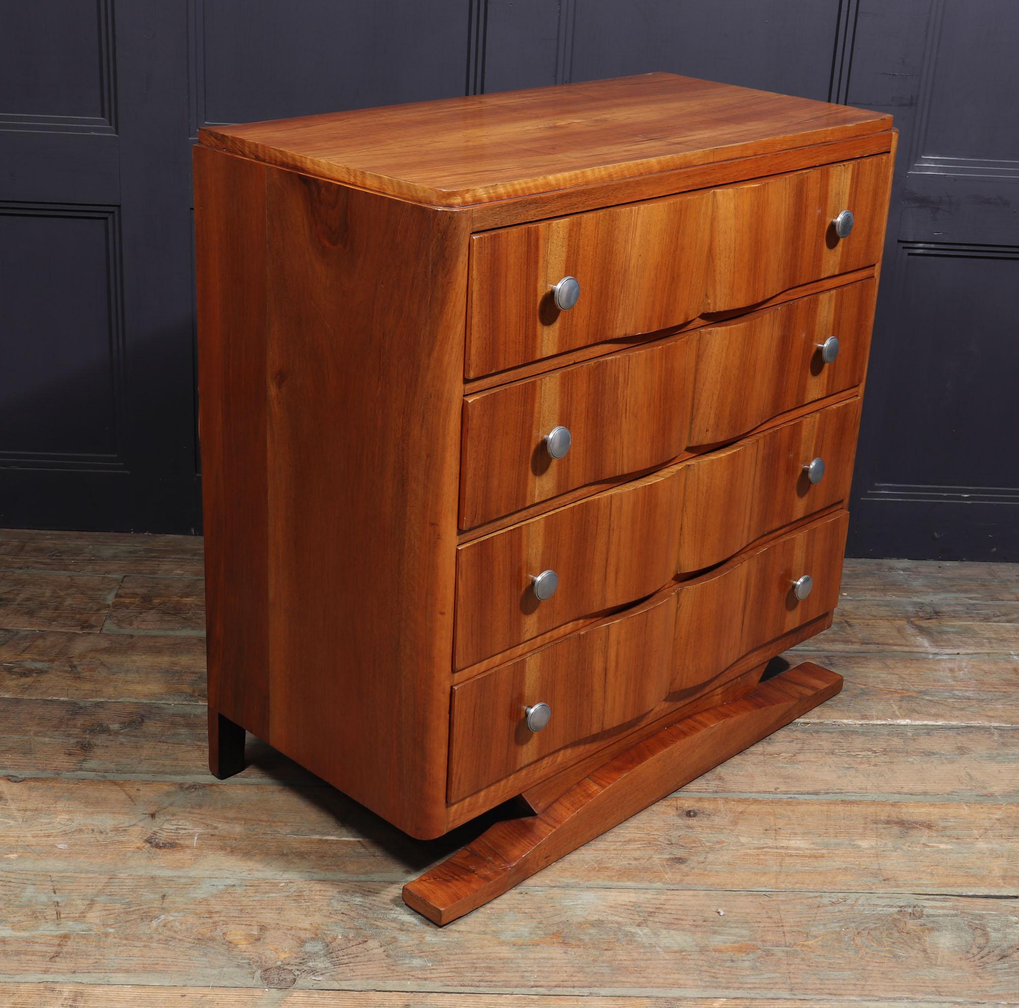 French Art Deco Walnut Chest of Drawers For Sale 5