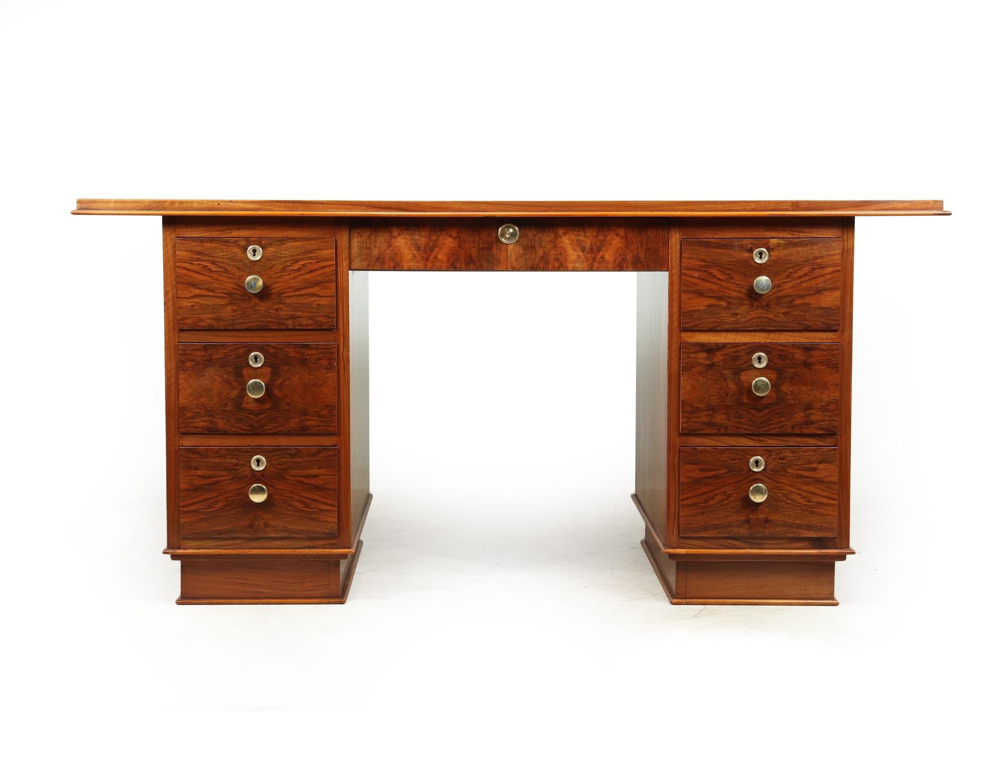 French Art Deco Walnut Desk In Excellent Condition In Paddock Wood Tonbridge, GB