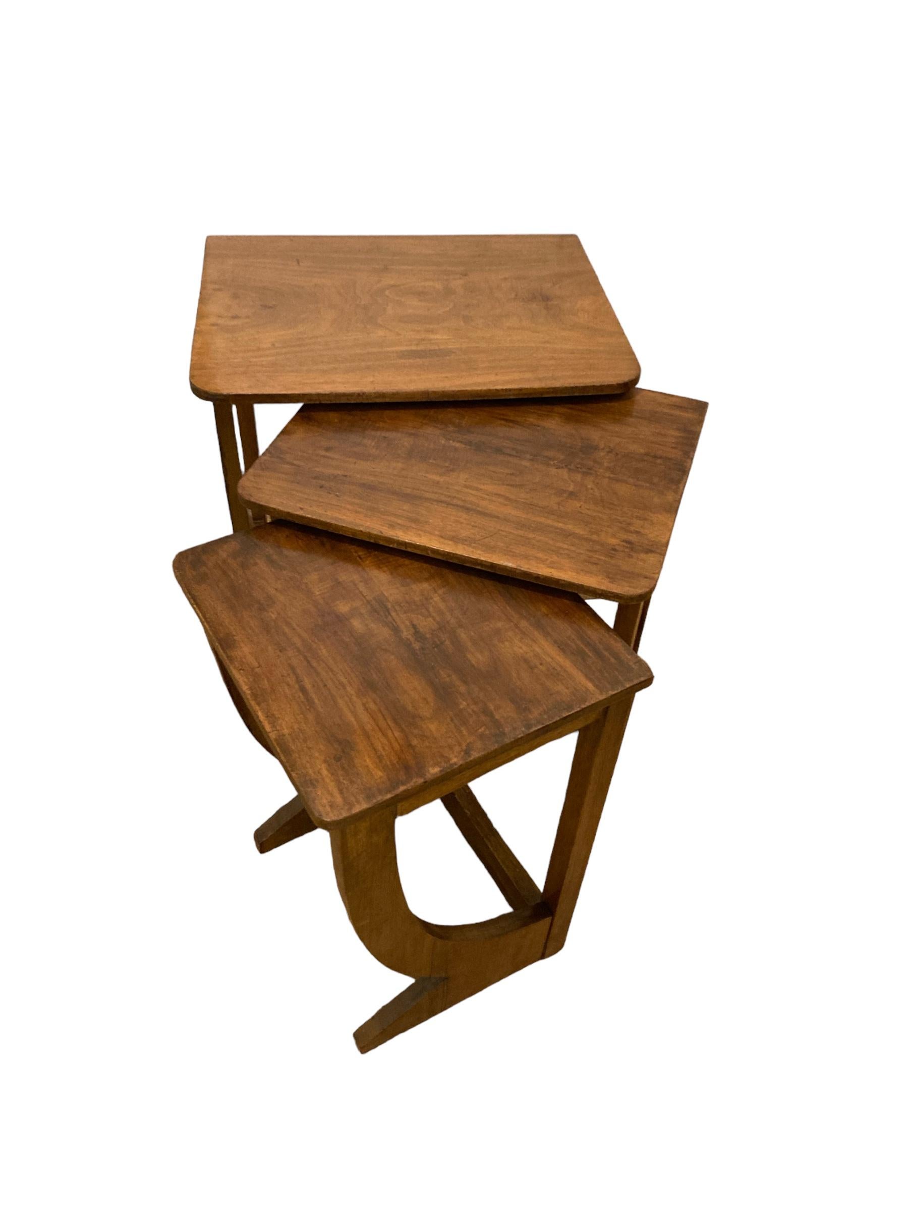 French Art Deco Walnut Nest of Tables For Sale 1