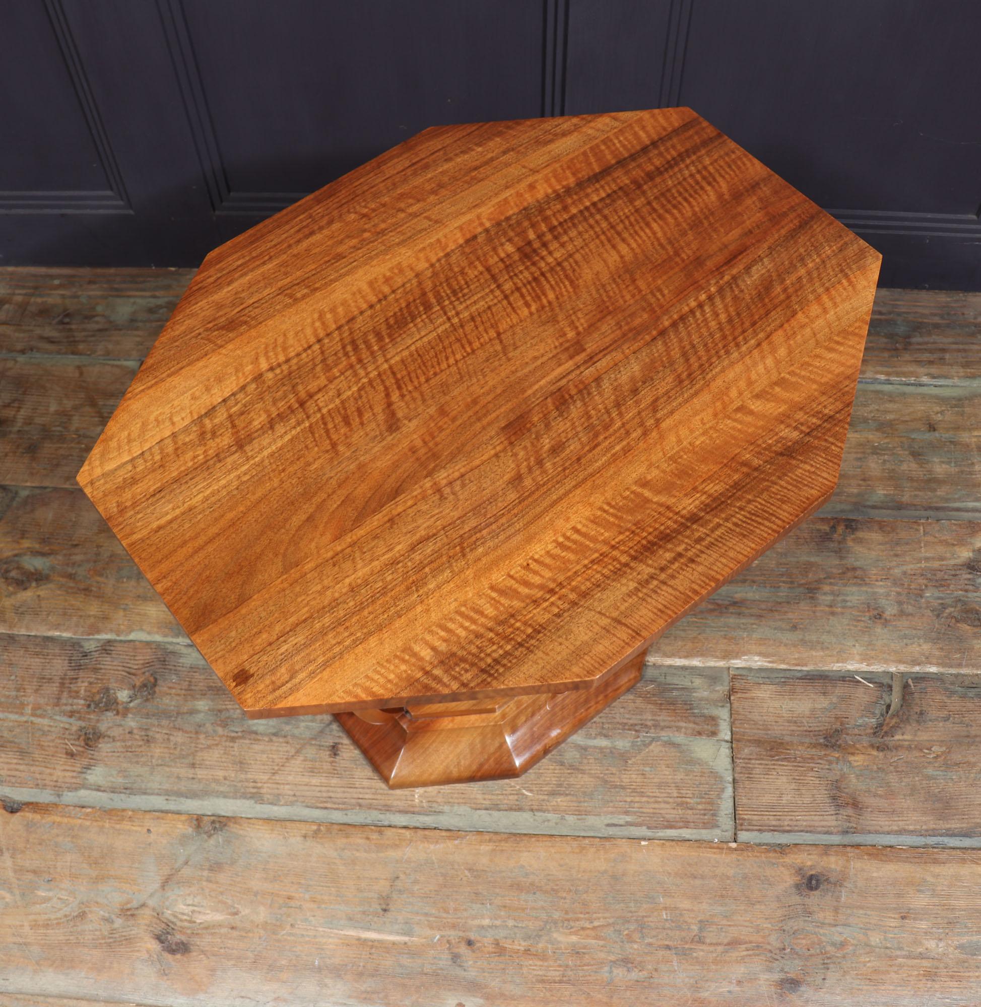 French Art Deco Walnut Occasional Table For Sale 9