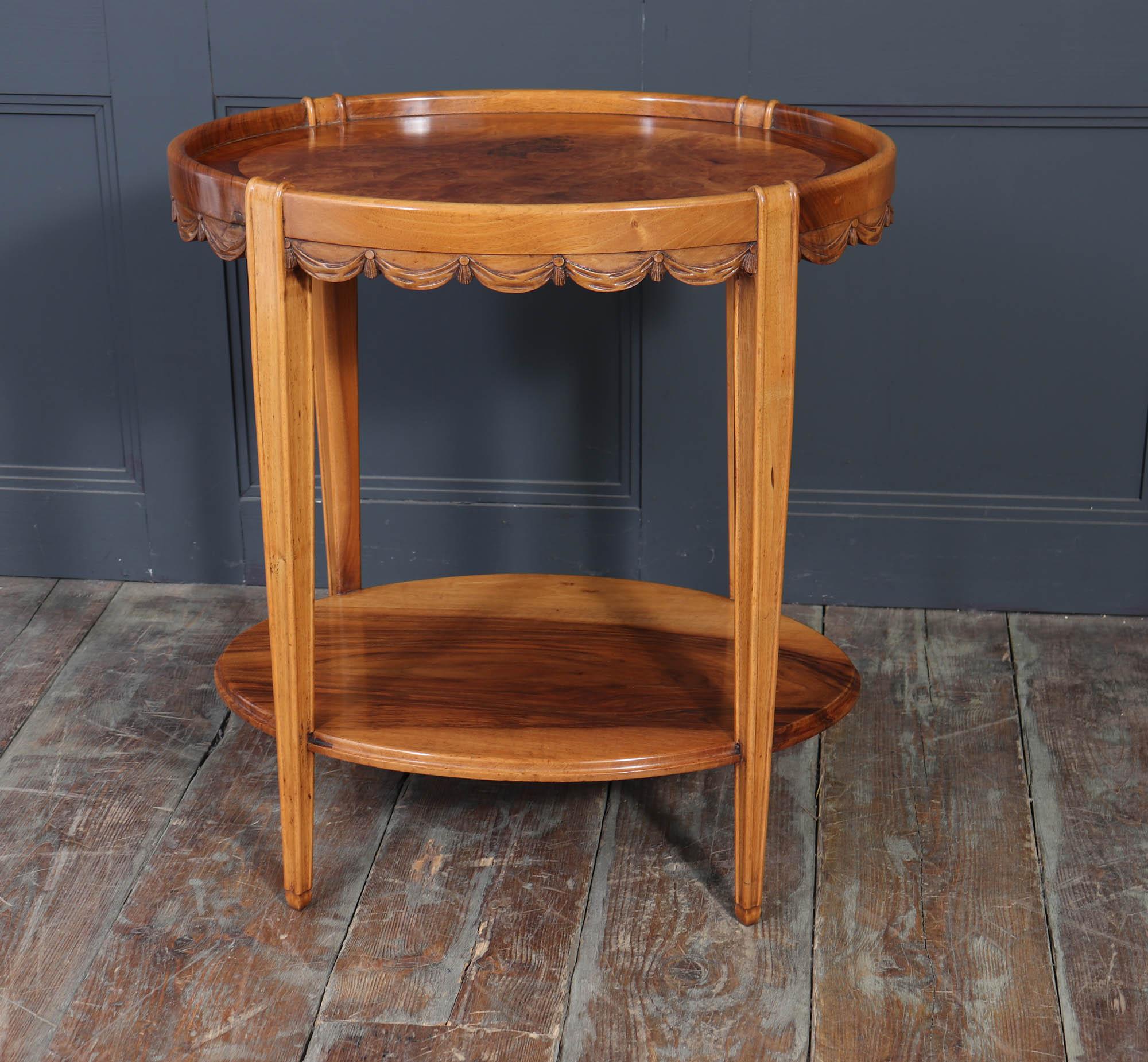 French Art Deco Walnut Side Table Circa 1925 im Angebot 5