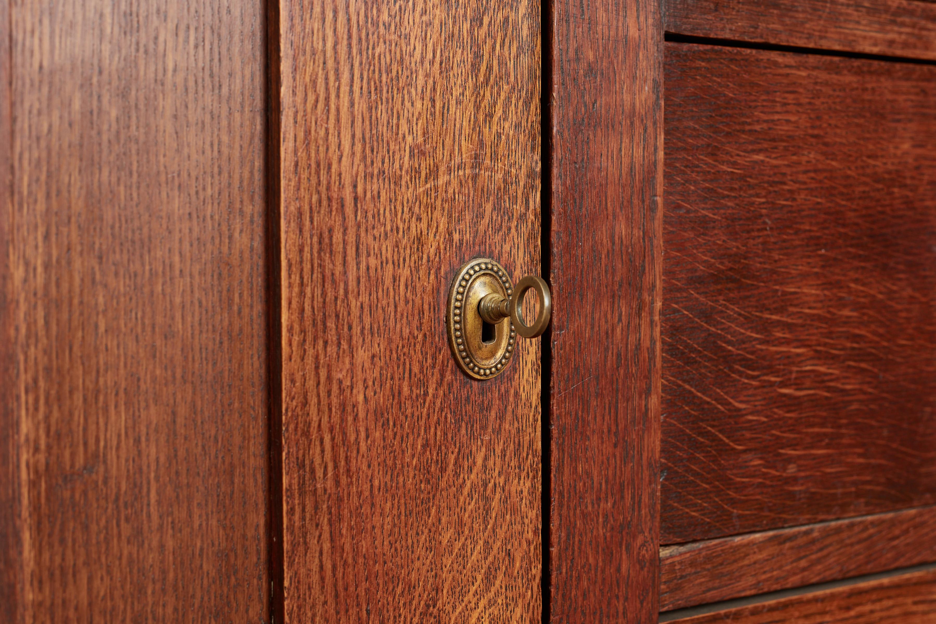Credenza francese Art Déco in noce in vendita 9