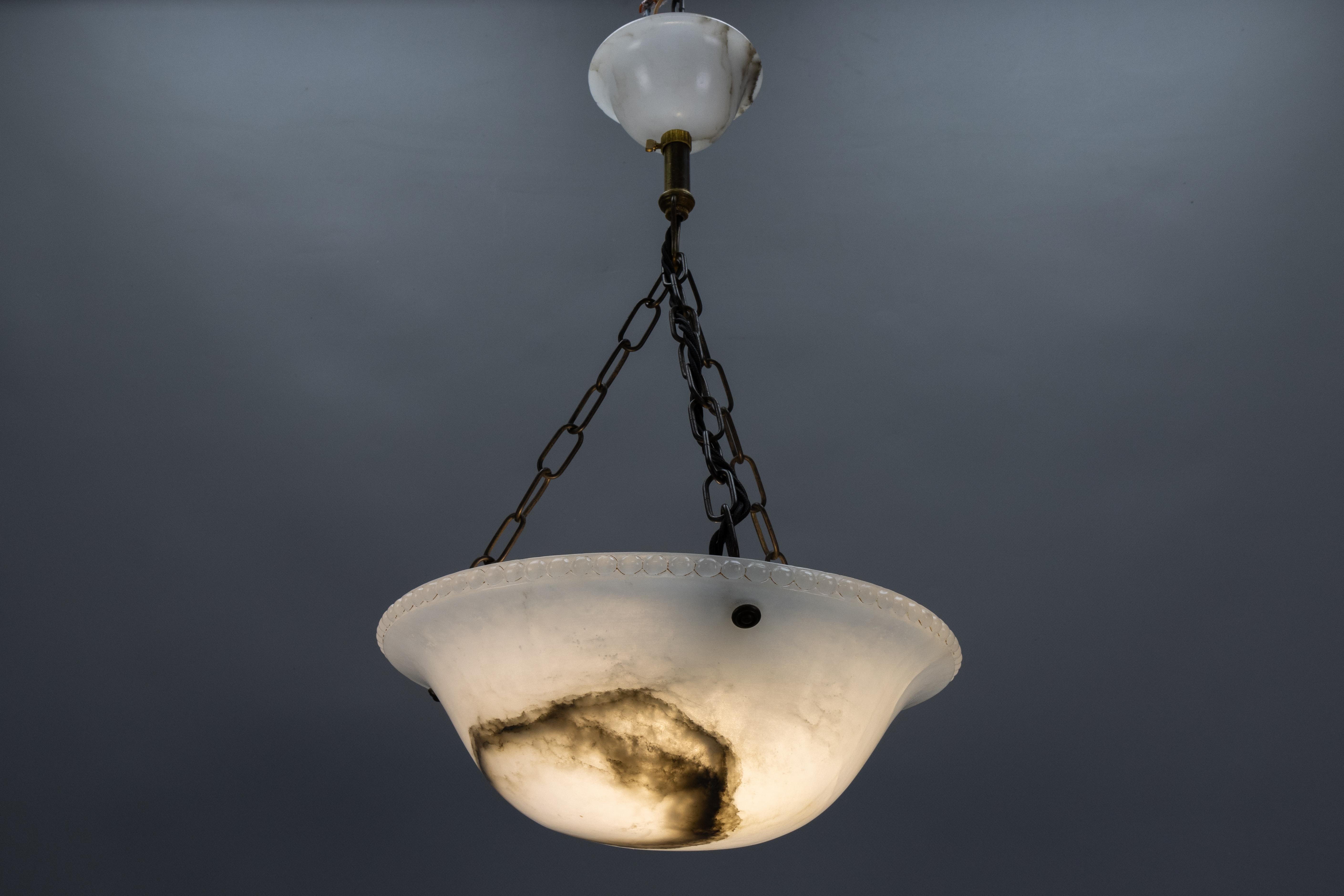 French Art Deco White Alabaster Pendant Light, ca 1920 For Sale 1