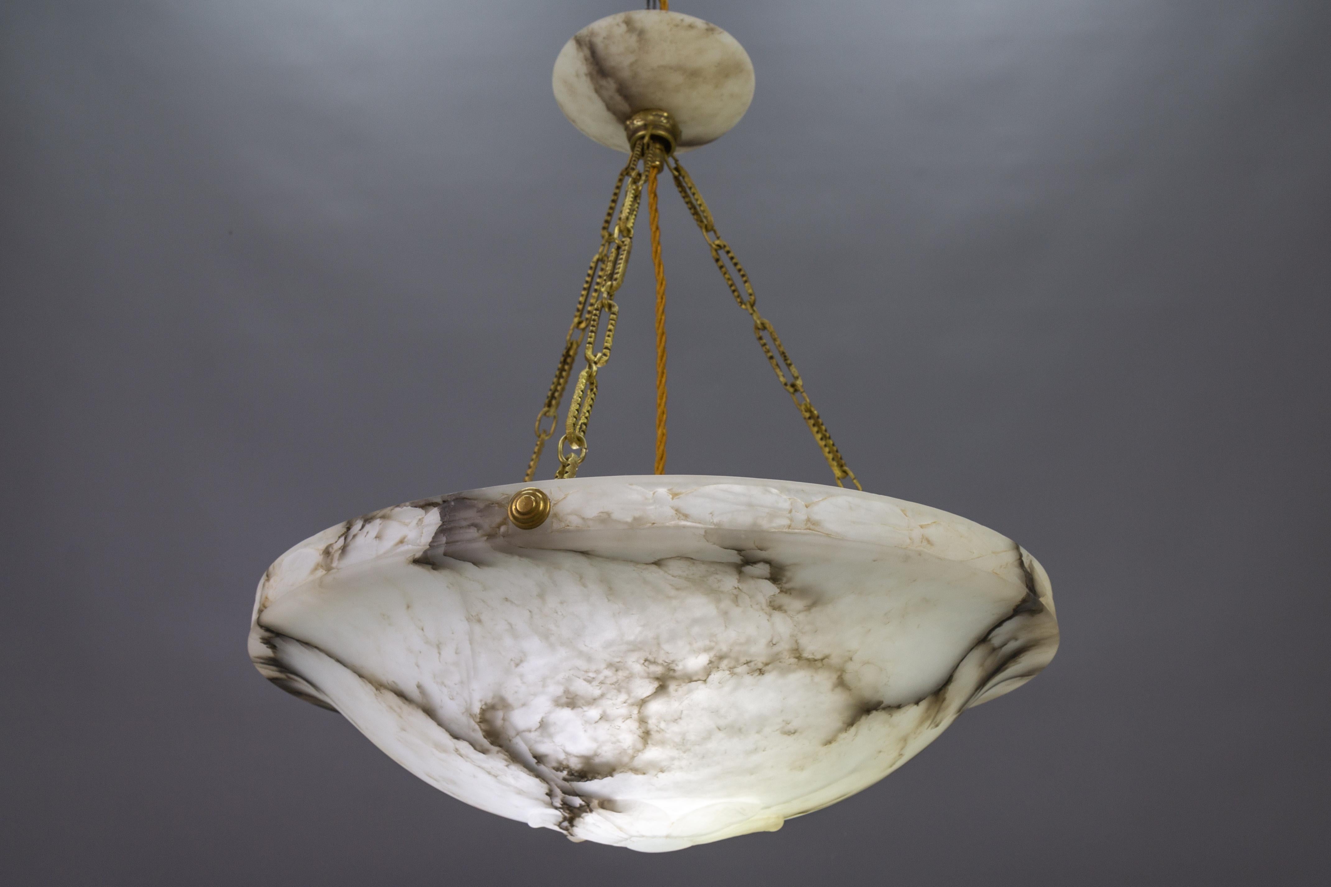 French Art Deco White and Black Alabaster and Brass Pendant Light, ca 1920 4