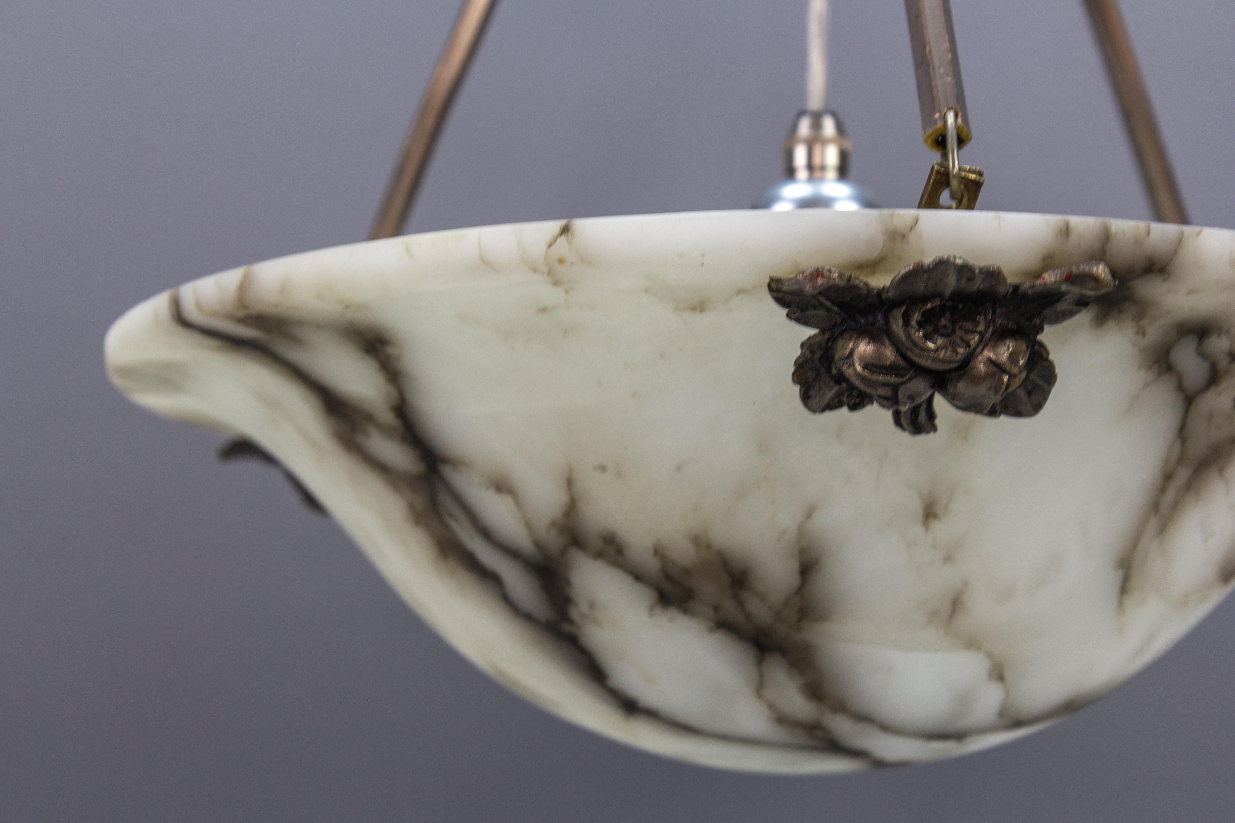 French Art Deco White and Black Veined Alabaster Pendant Light Fixture, ca. 1920 For Sale 7