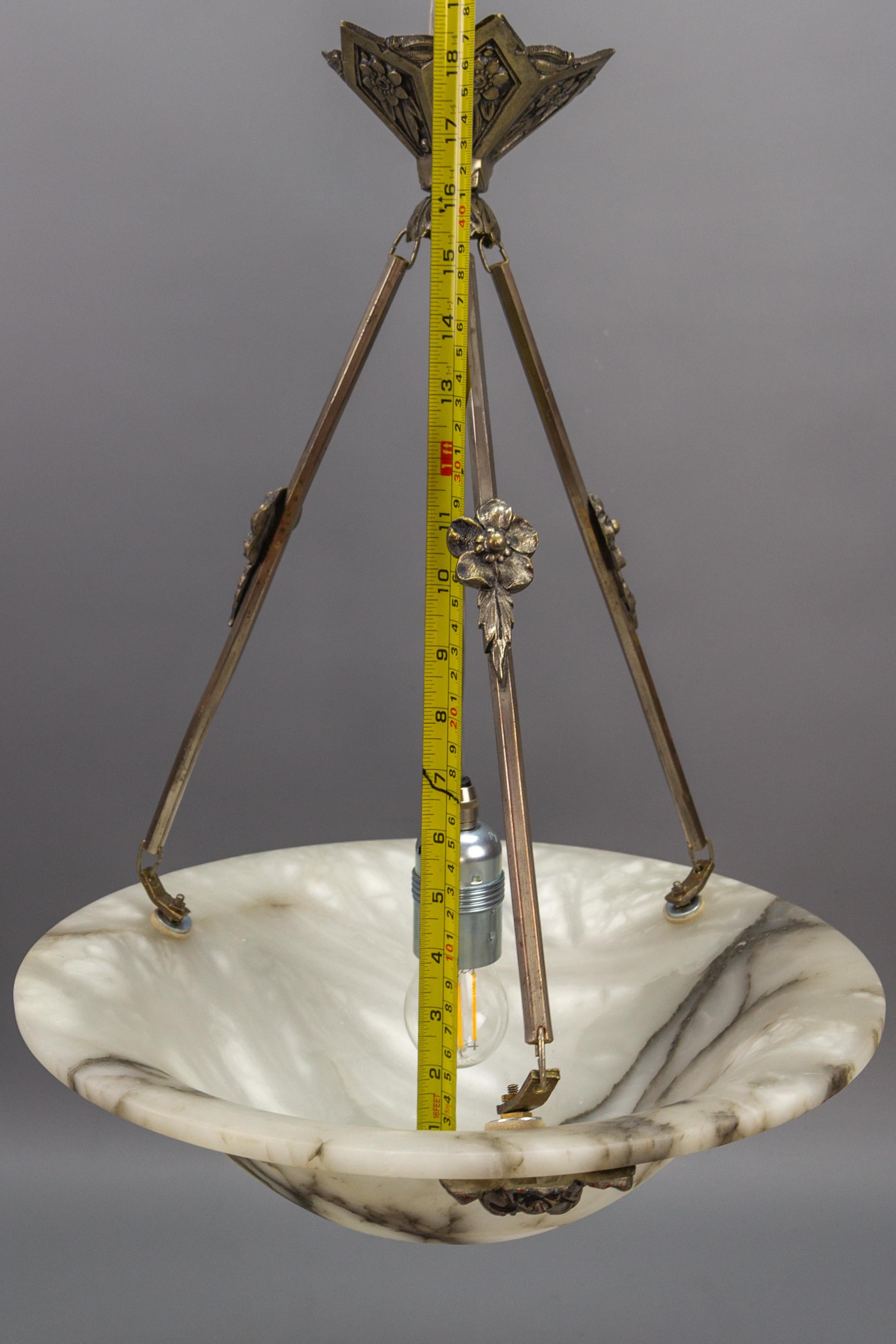 French Art Deco White and Black Veined Alabaster Pendant Light Fixture, ca. 1920 For Sale 16