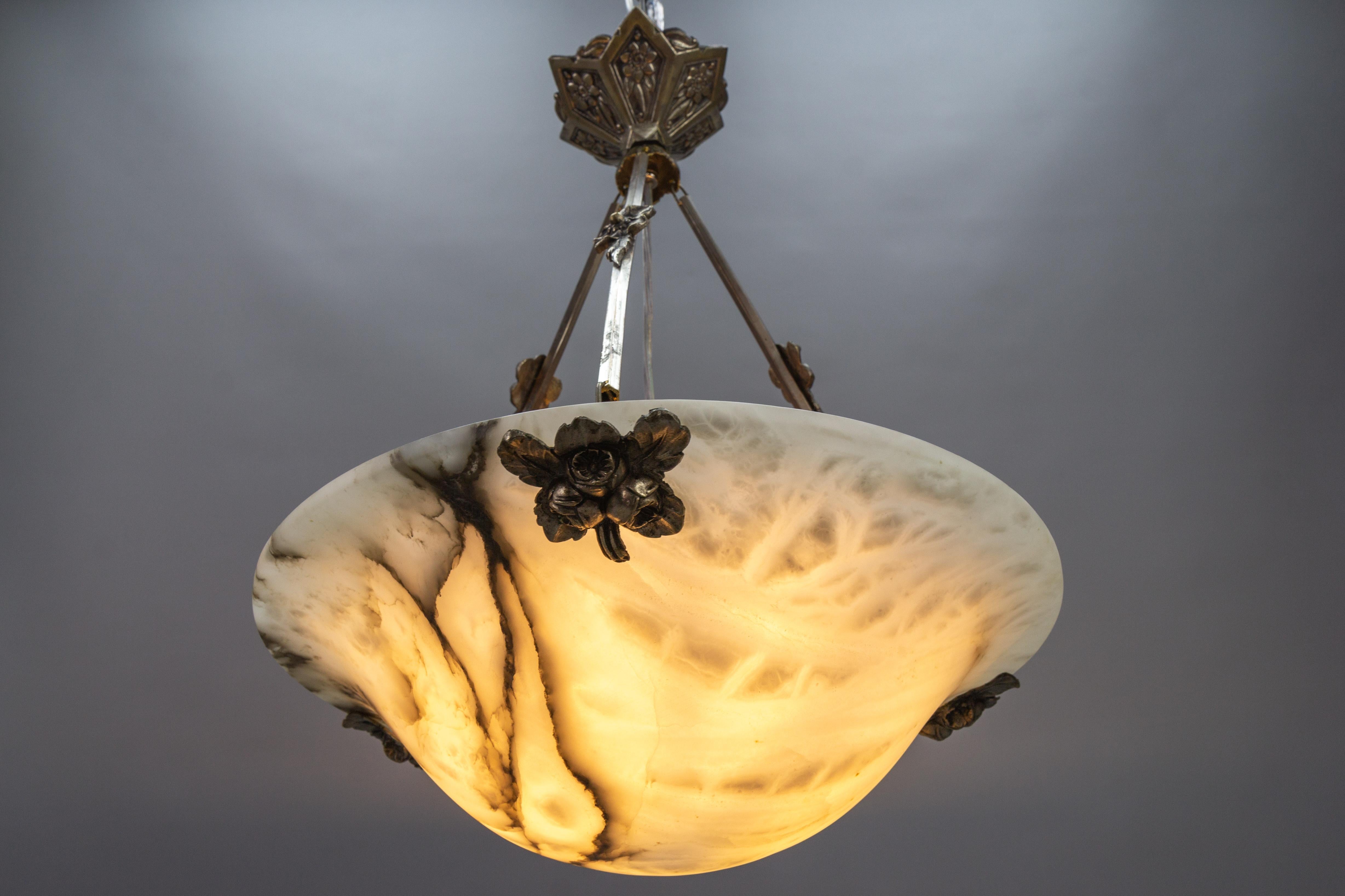 French Art Deco White and Black Veined Alabaster Pendant Light Fixture, ca. 1920 For Sale 5