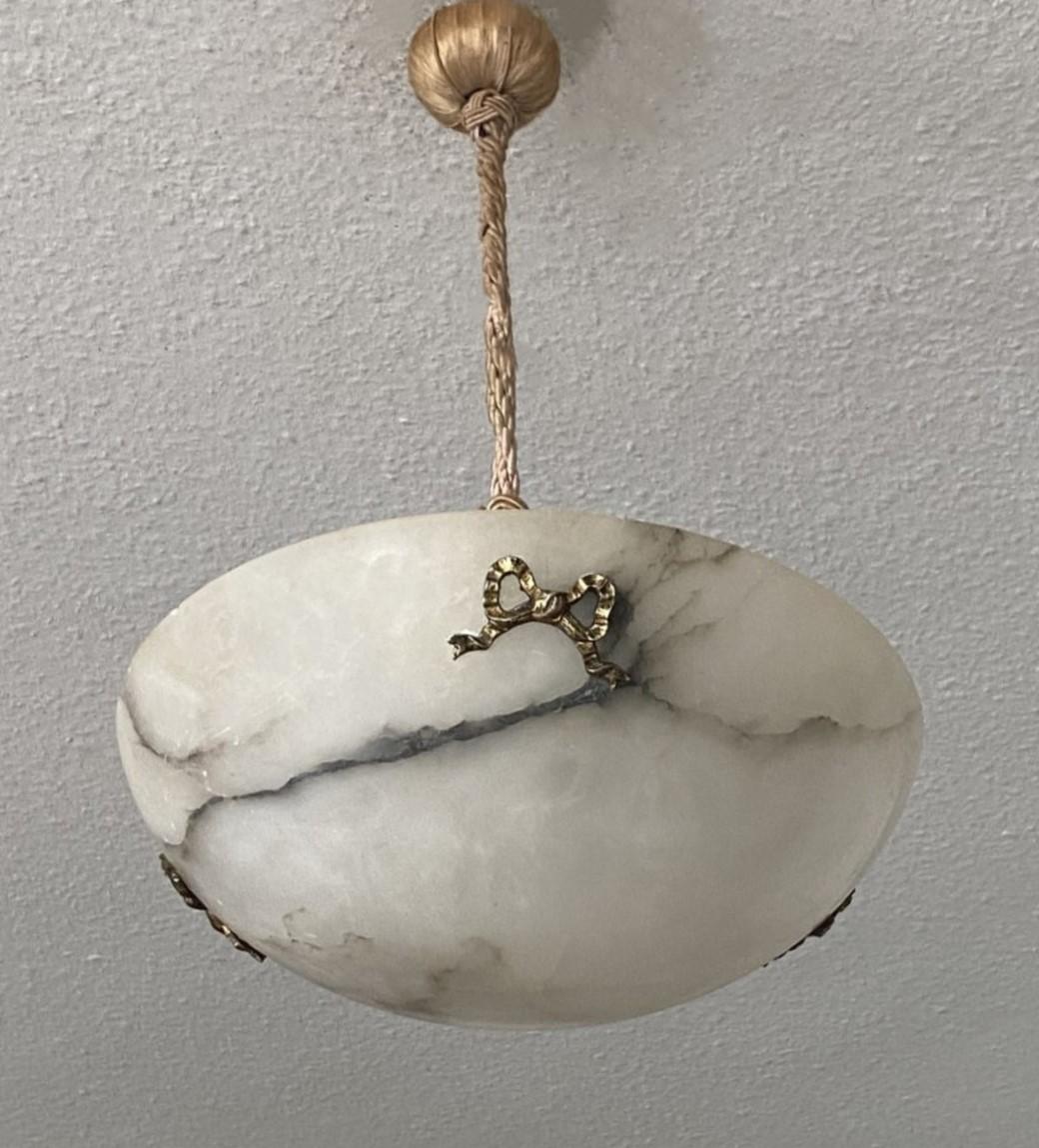 Silk French Art Deco White Black Veining Alabaster Pendant Chandelier, 1930s For Sale