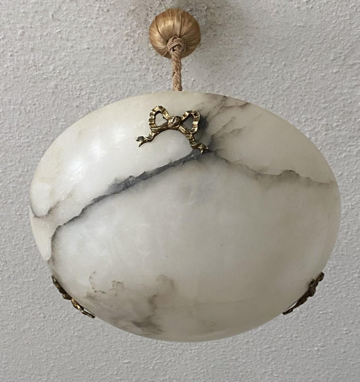 French Art Deco White Black Veining Alabaster Pendant Chandelier, 1930s For Sale 1