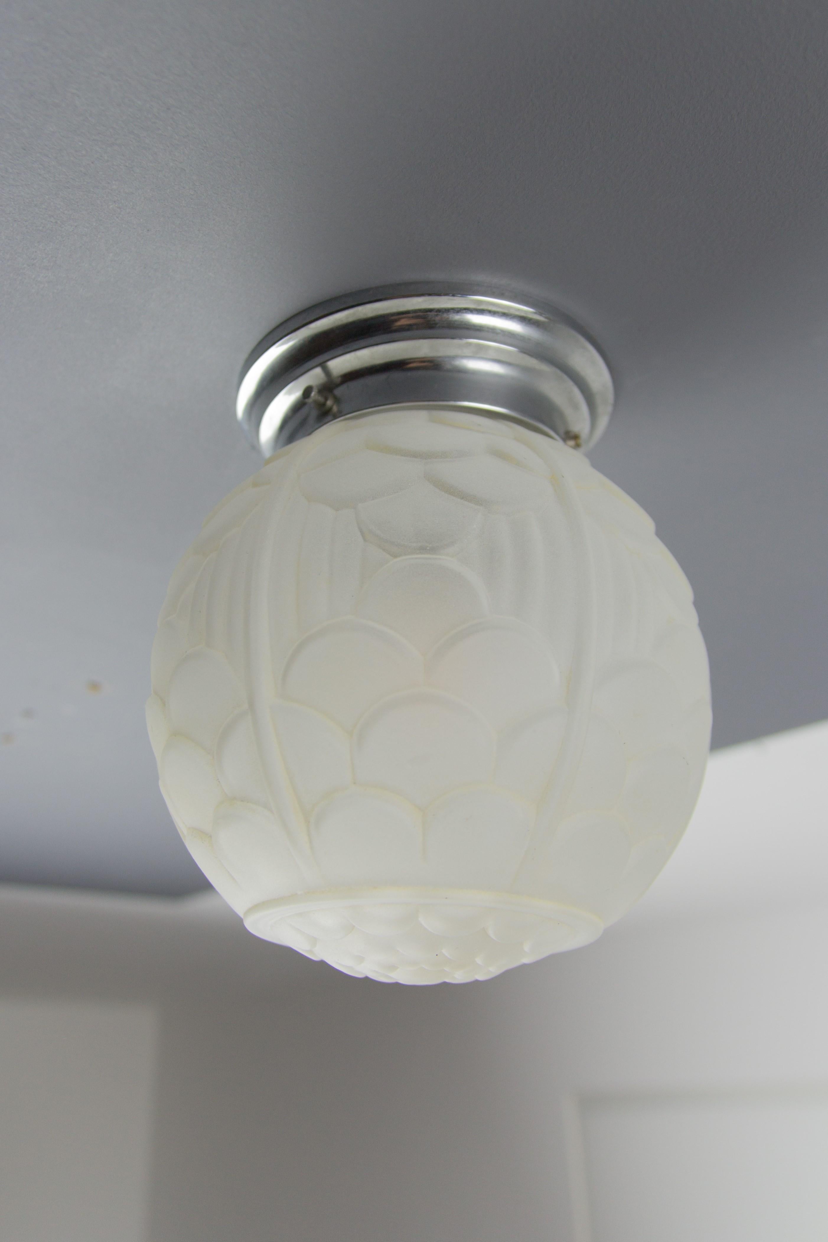 French Art Deco White Frosted Glass Globe Ceiling Light Fixture, 1930s In Good Condition In Barntrup, DE