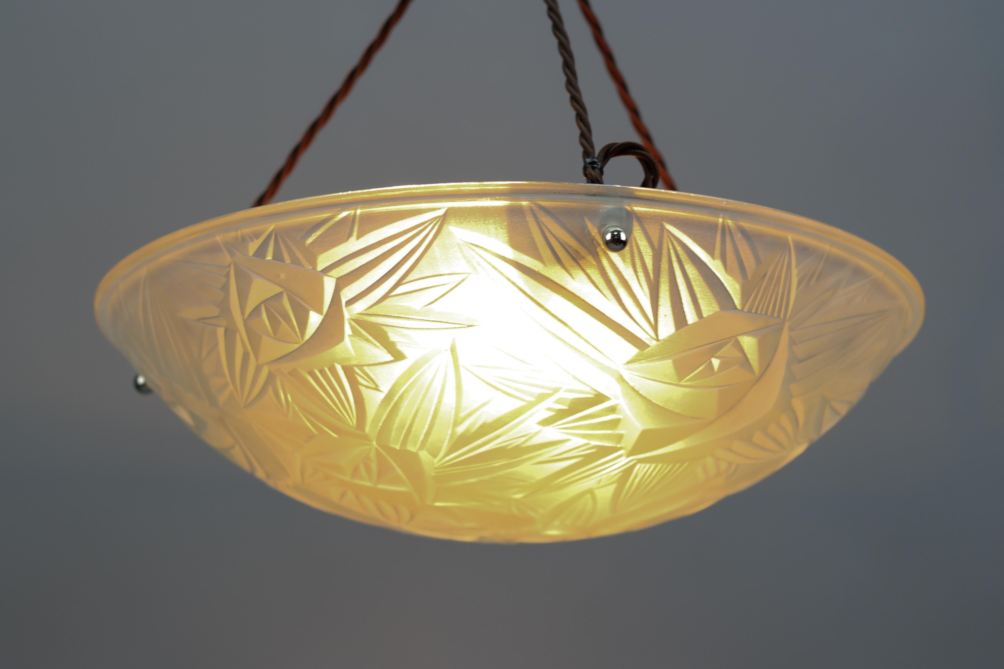French Art Deco White Frosted Glass Pendant Light by Noverdy, 1930s 2