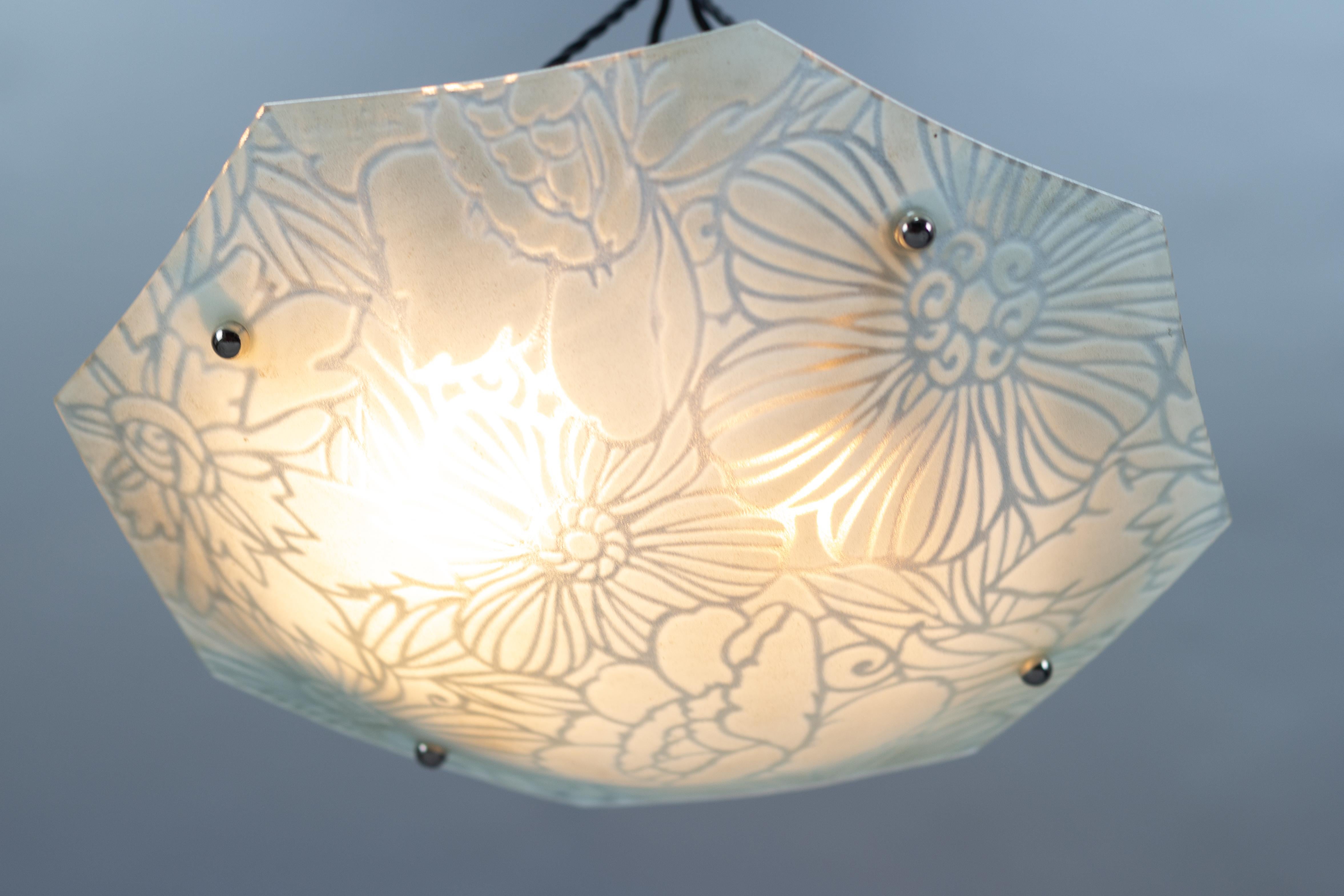 French Art Deco White Glass Two-Light Pendant Light Signed Loys Lucha In Good Condition For Sale In Barntrup, DE