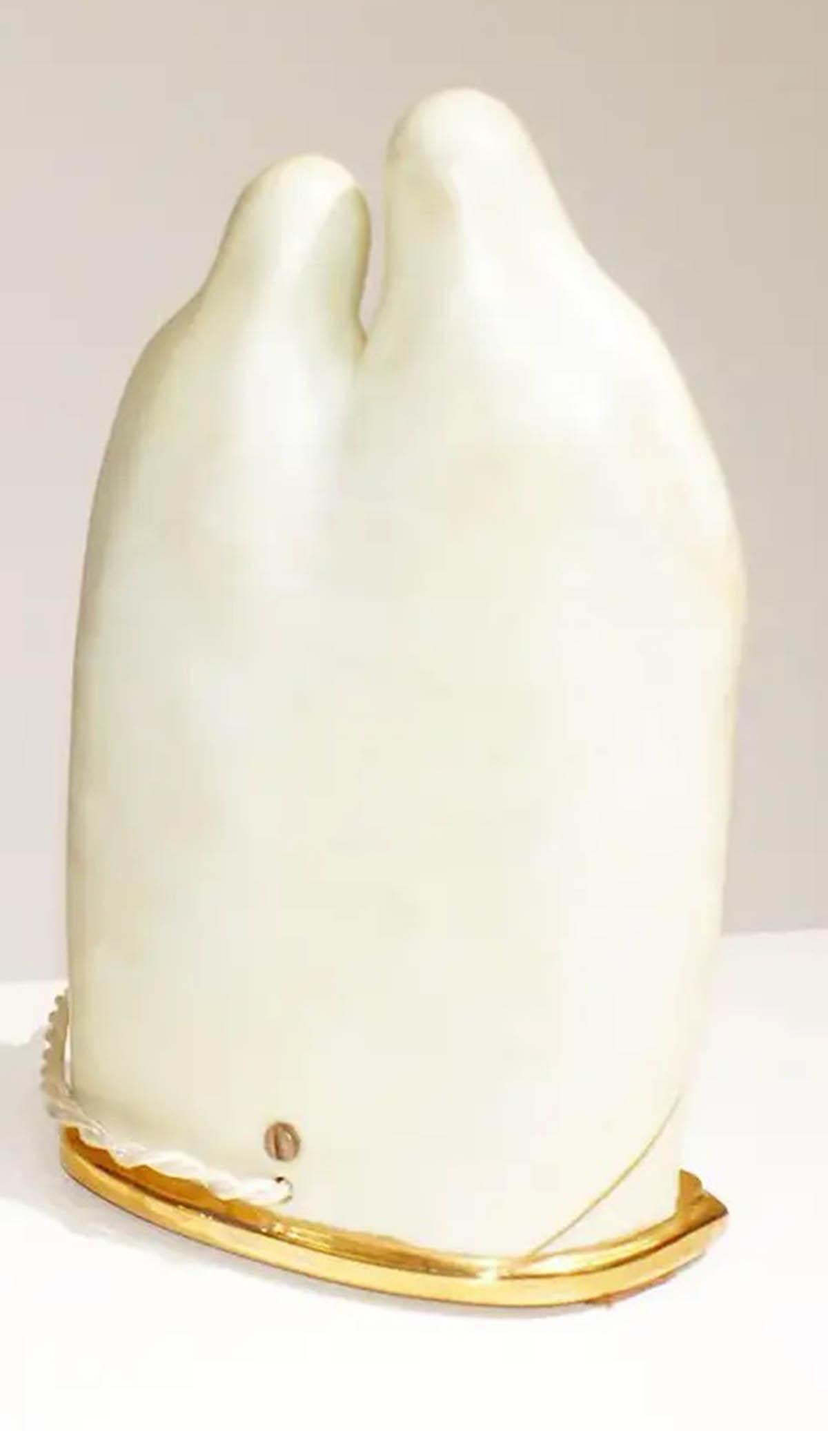 French Art Deco White Porcelain Figural Lamp Signed Limoges from ROBJ In Excellent Condition For Sale In Beirut, LB