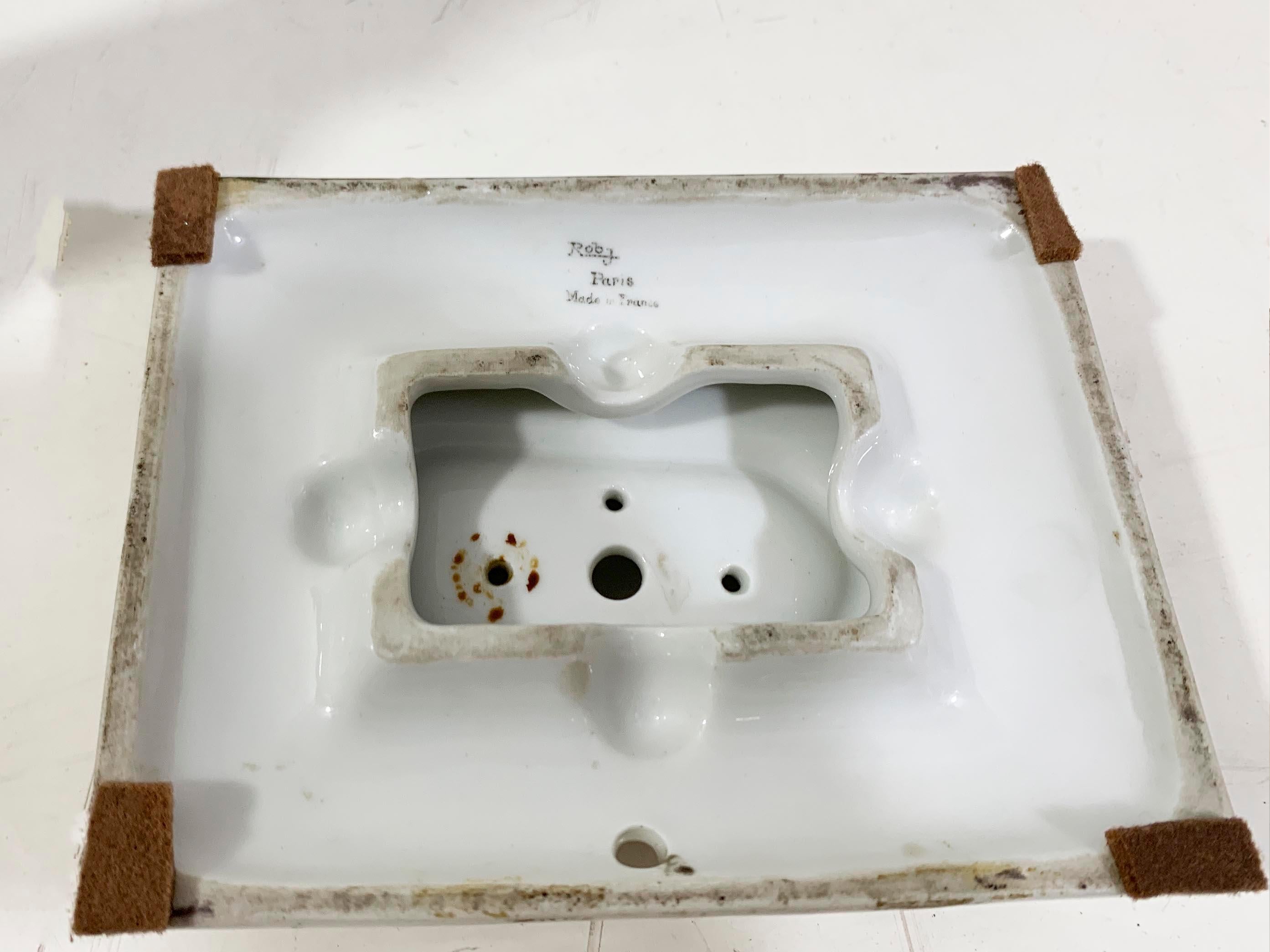 Difusor de Perfume Figural de Porcelana Blanca Art Decó Francesa Estampado 
