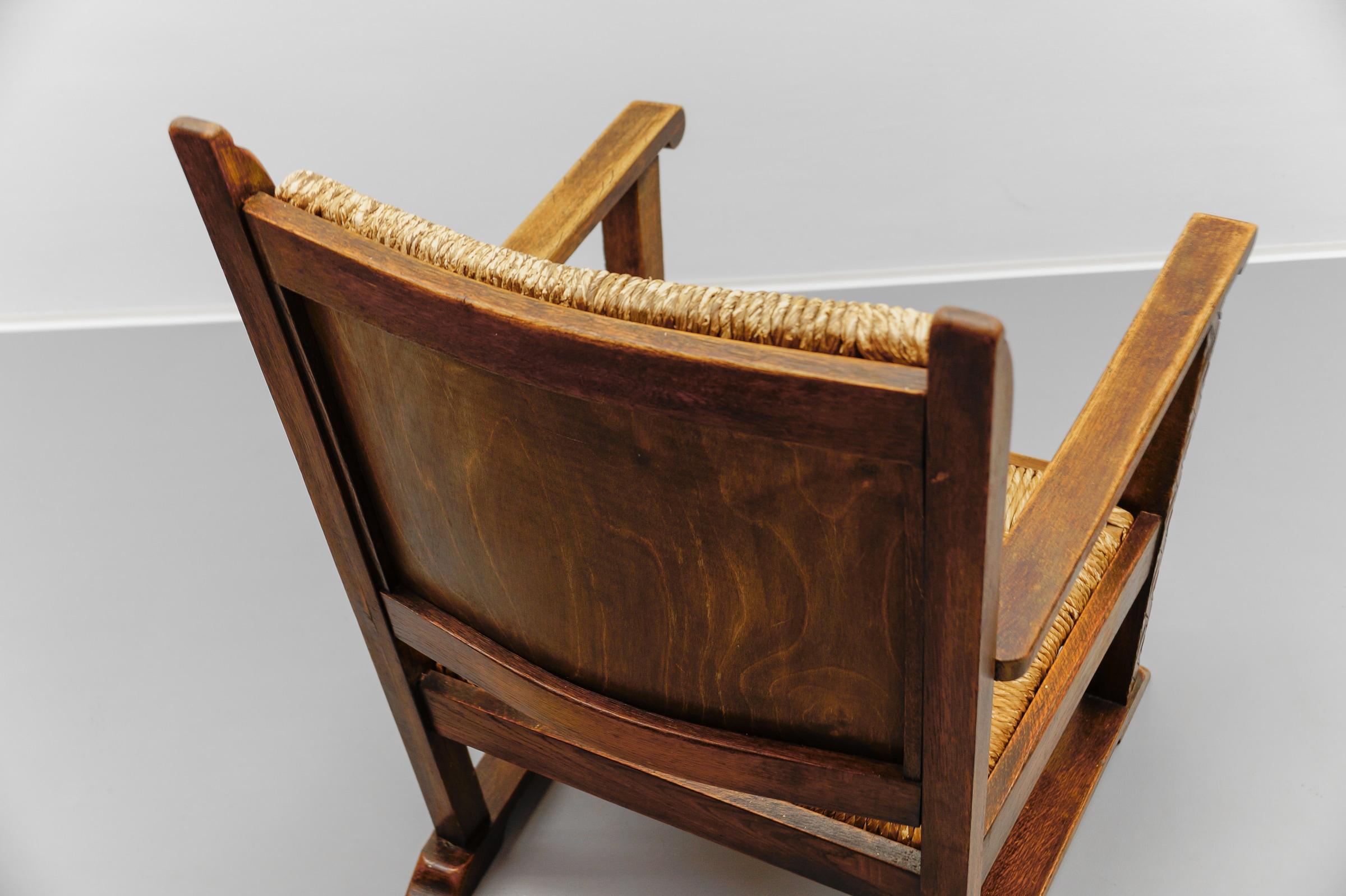 French Art Deco Wicker Armchair in the Style of Francis Jourdain 1940s For Sale 4