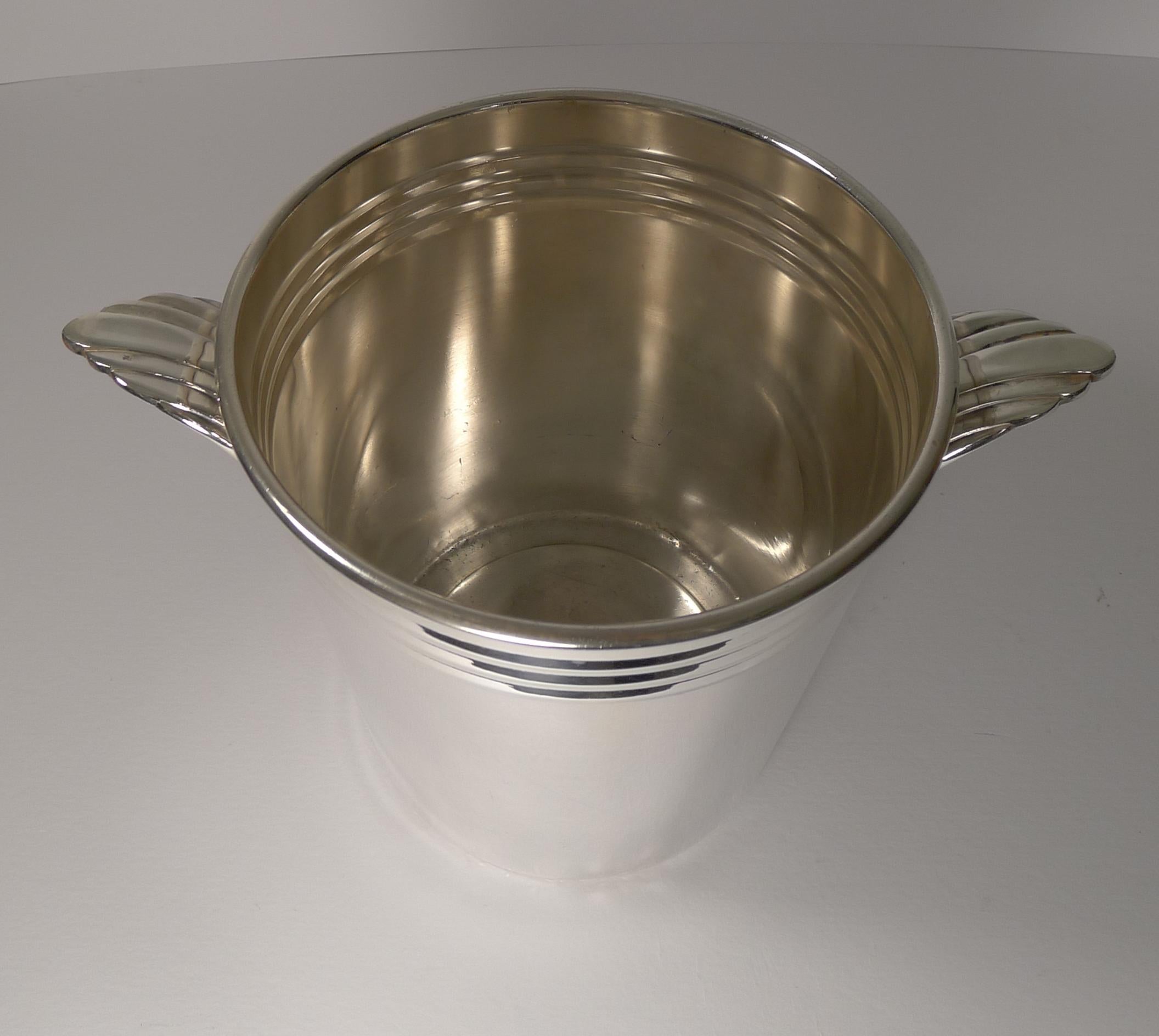 French Art Deco Wine Cooler or Champagne Bucket circa 1930s in Silver Plate In Good Condition In Bath, GB