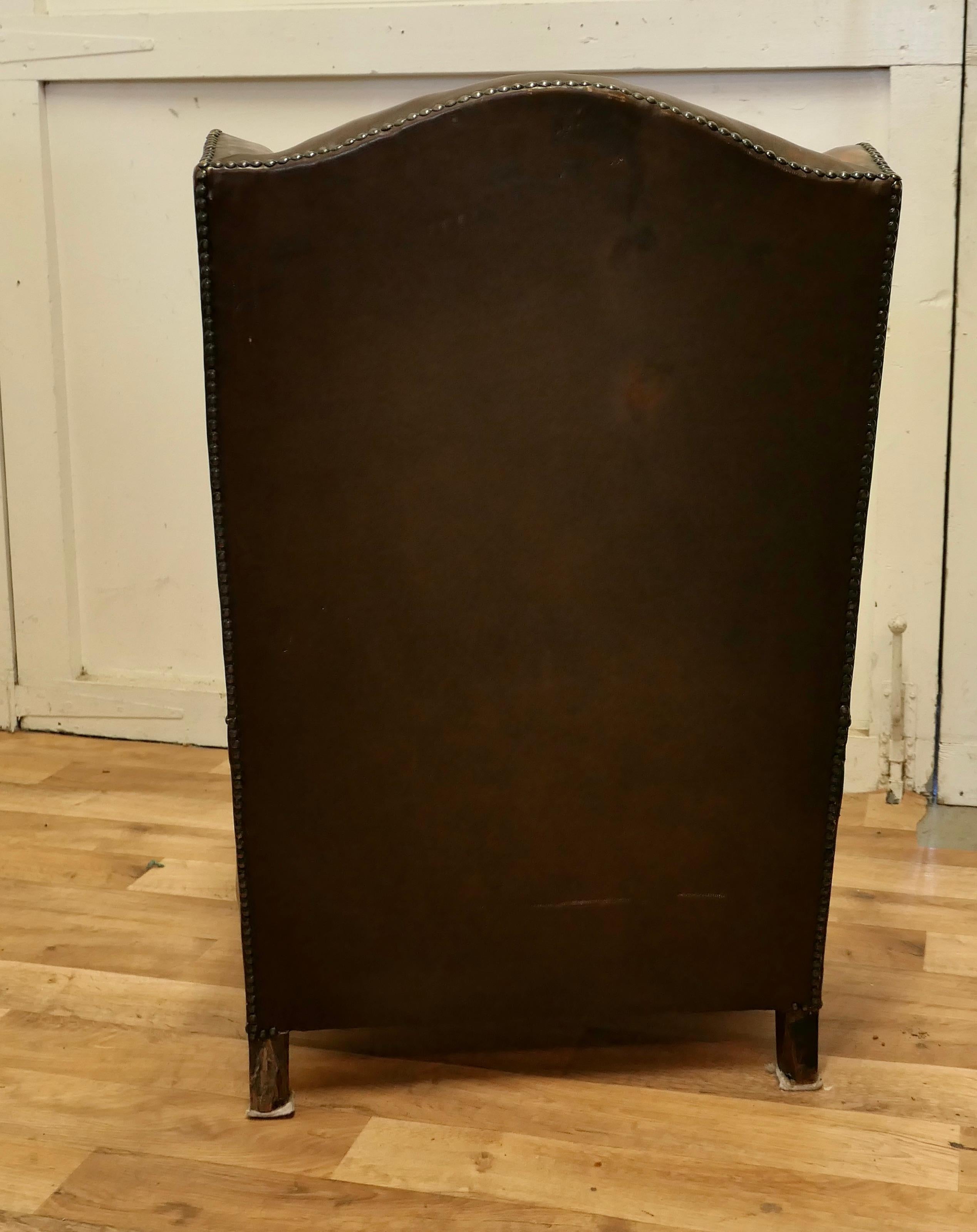 French Art Deco Wing Back Chair, in Dark Brown Leather In Good Condition For Sale In Chillerton, Isle of Wight