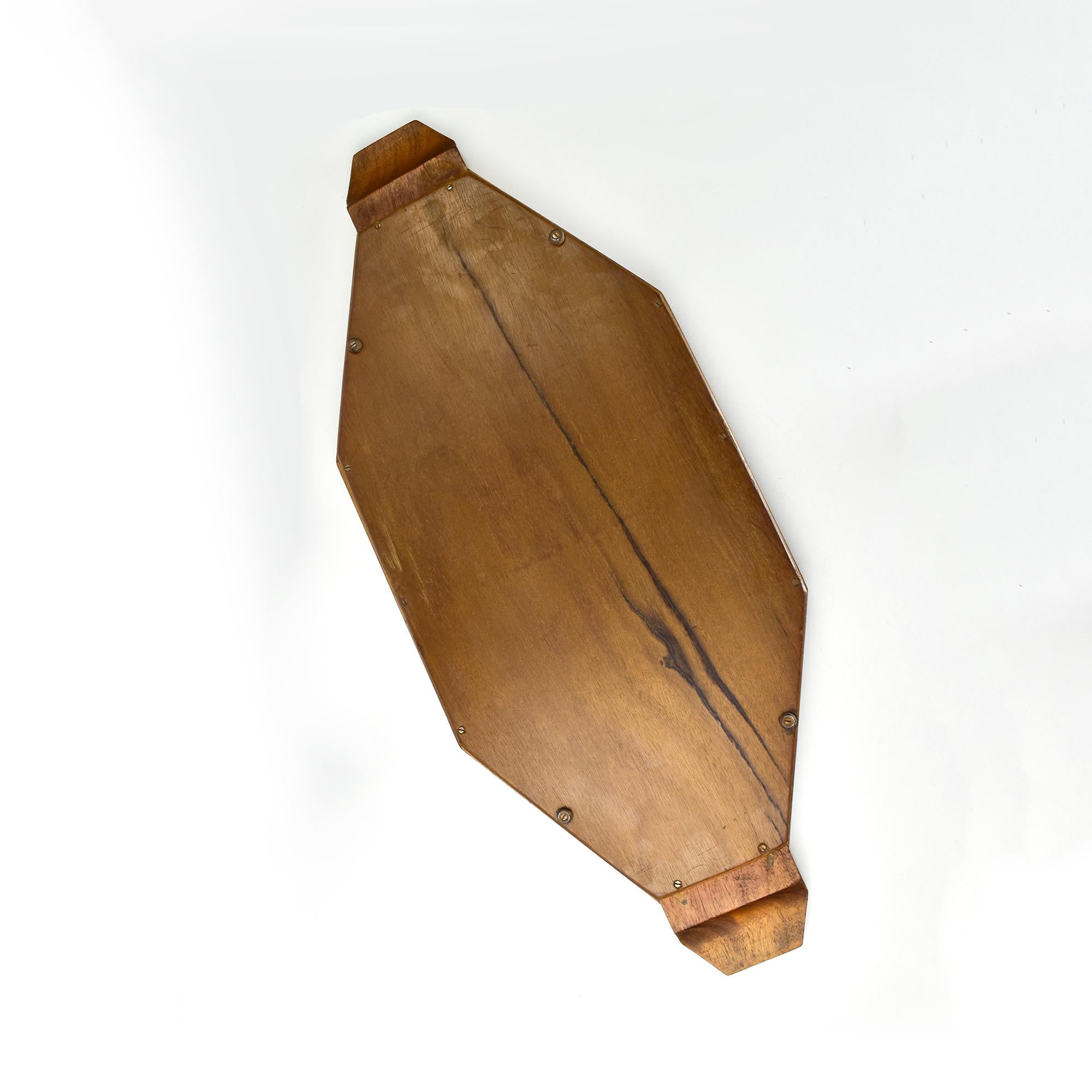 Französisch Art Deco Holztablett mit geprägtem Eisen und Spiegel Edgar Brandt Stil im Zustand „Gut“ im Angebot in Bad Säckingen, DE