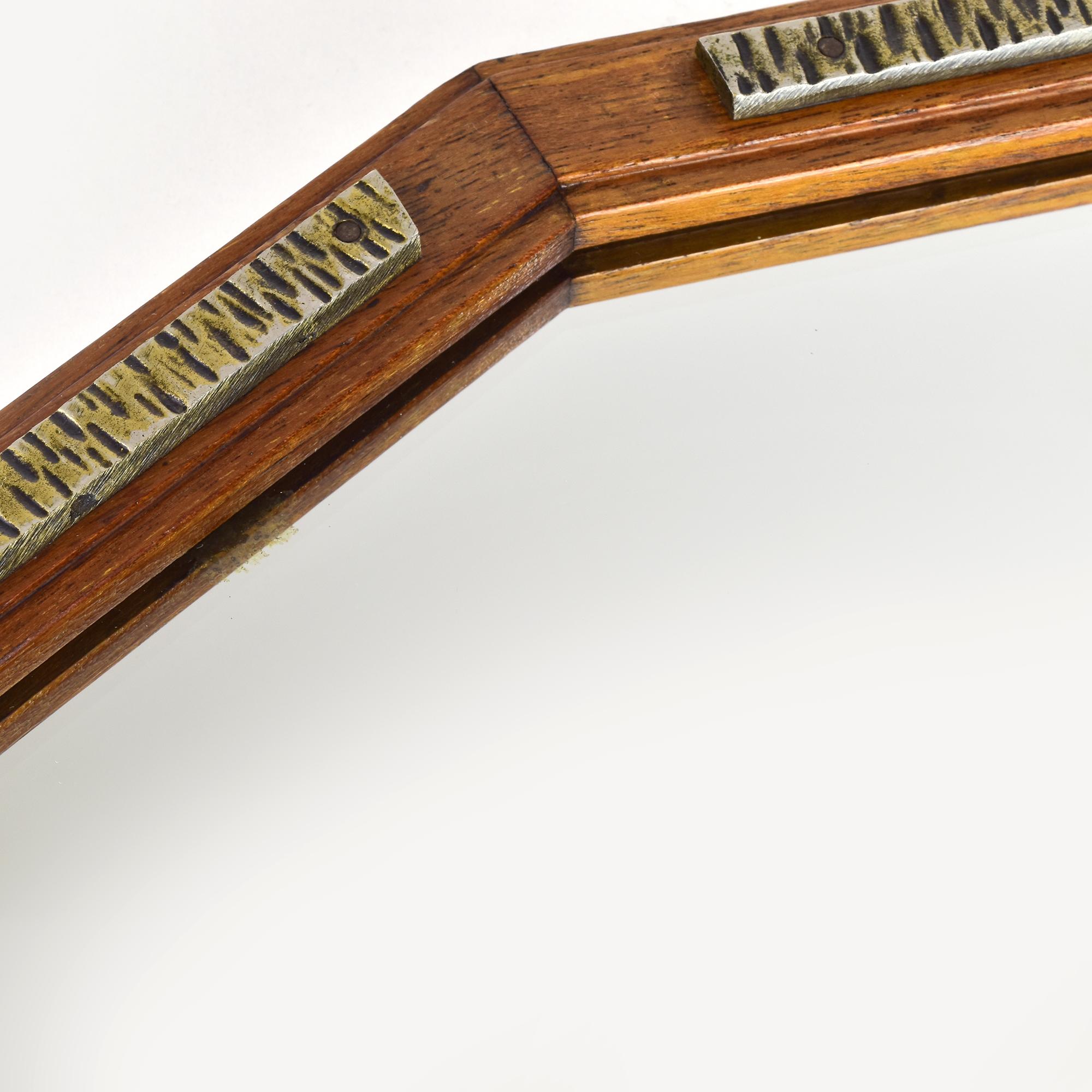 Französisch Art Deco Holztablett mit geprägtem Eisen und Spiegel Edgar Brandt Stil (Frühes 20. Jahrhundert) im Angebot