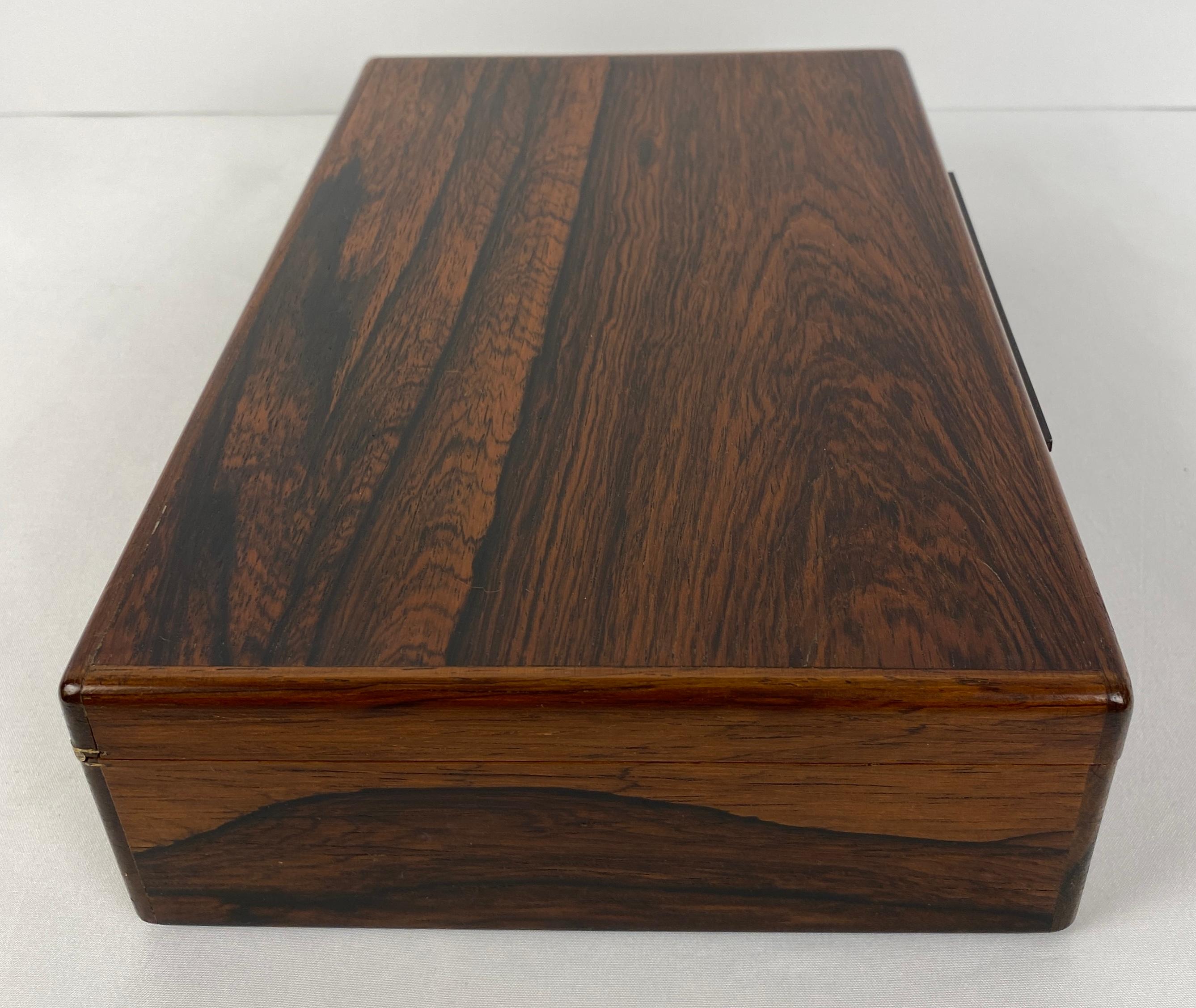 French Art Deco Wooden Jewelry Box In Good Condition In Miami, FL
