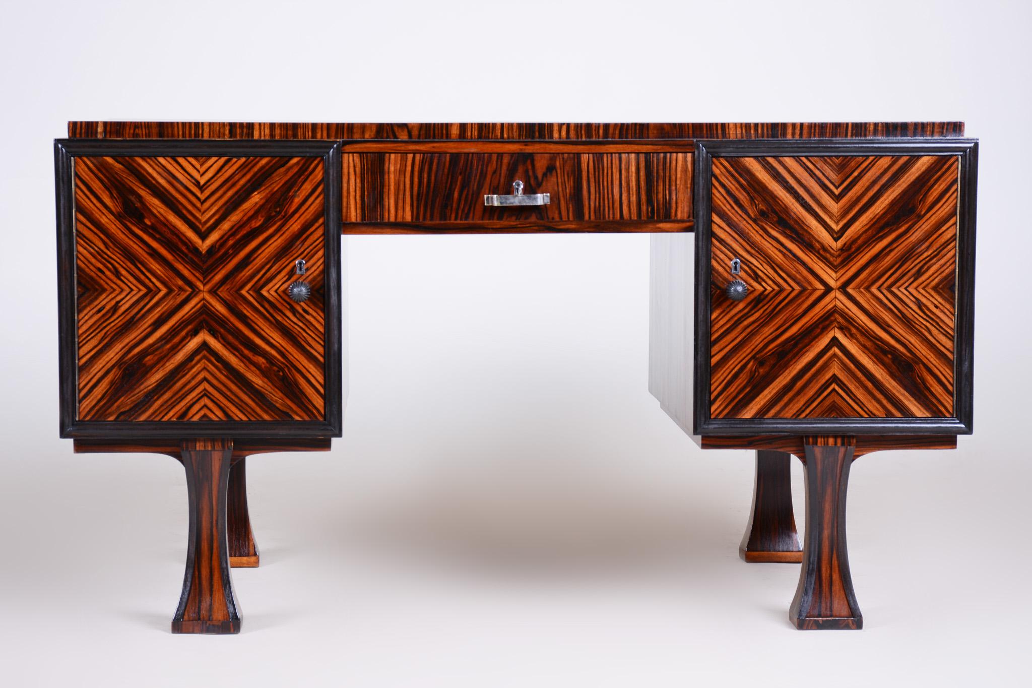 French Art Deco Writing Desk Made in the 1920s, Restored Ebony In Good Condition In Horomerice, CZ