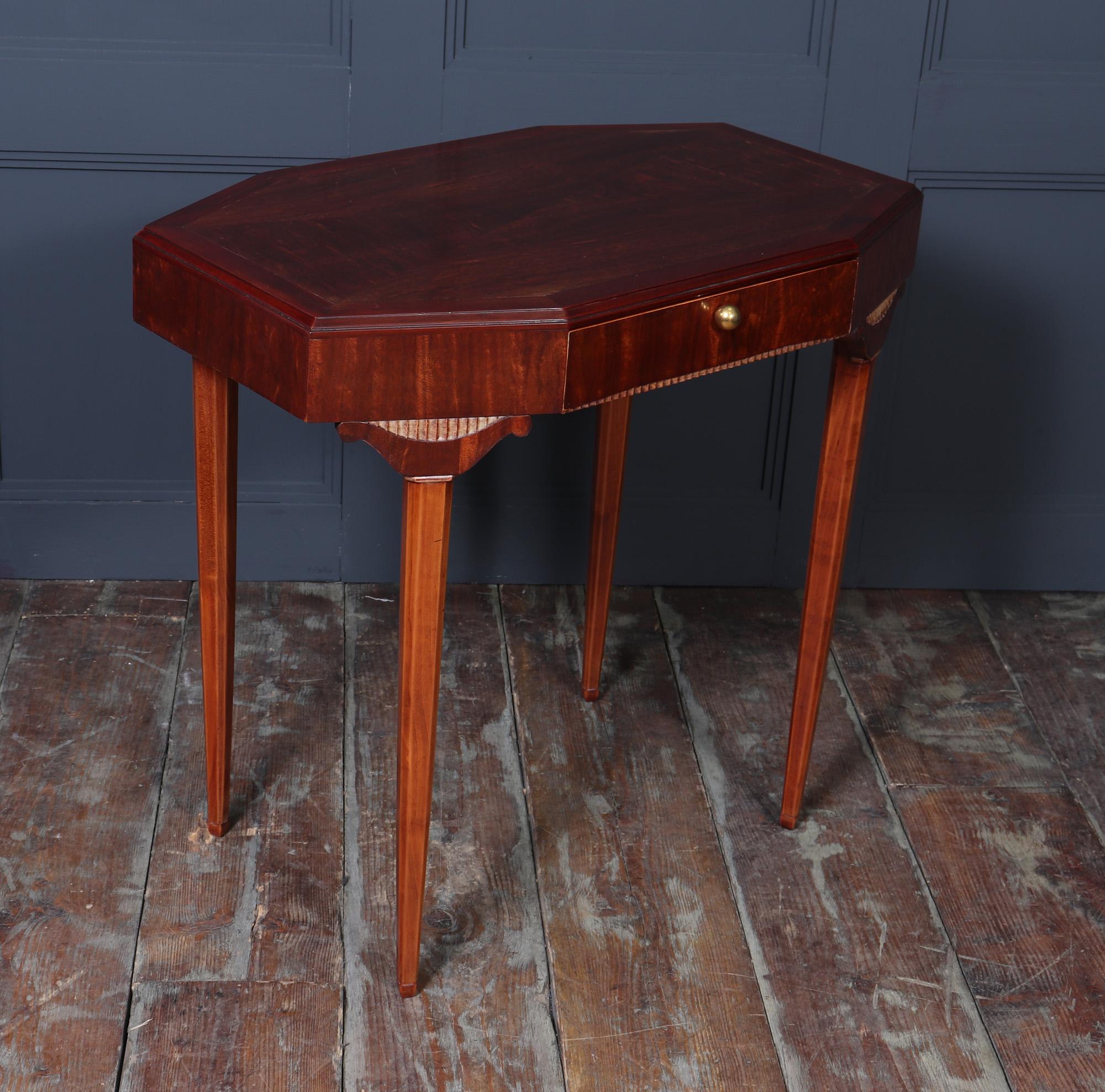 Table à écrire Art déco français en vente 5