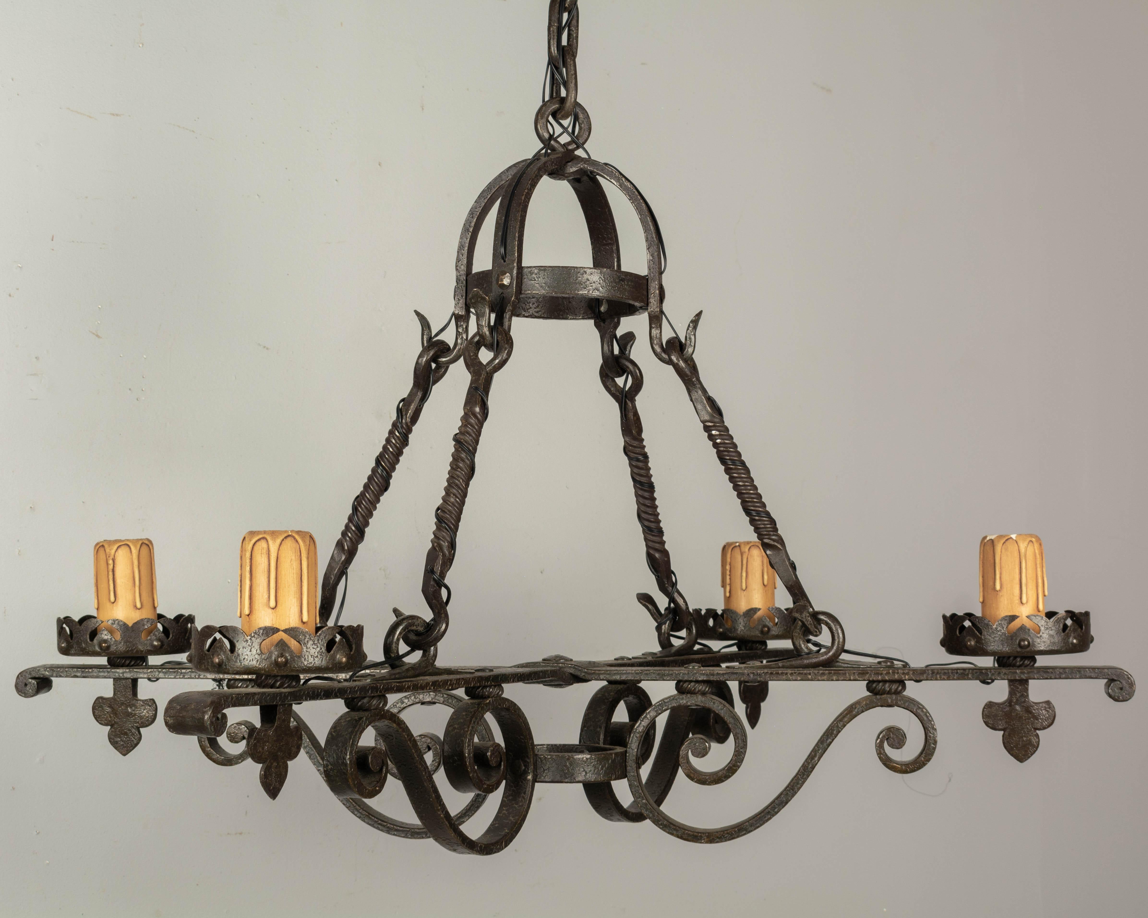 French Art Deco Wrought Iron Chandelier For Sale 5