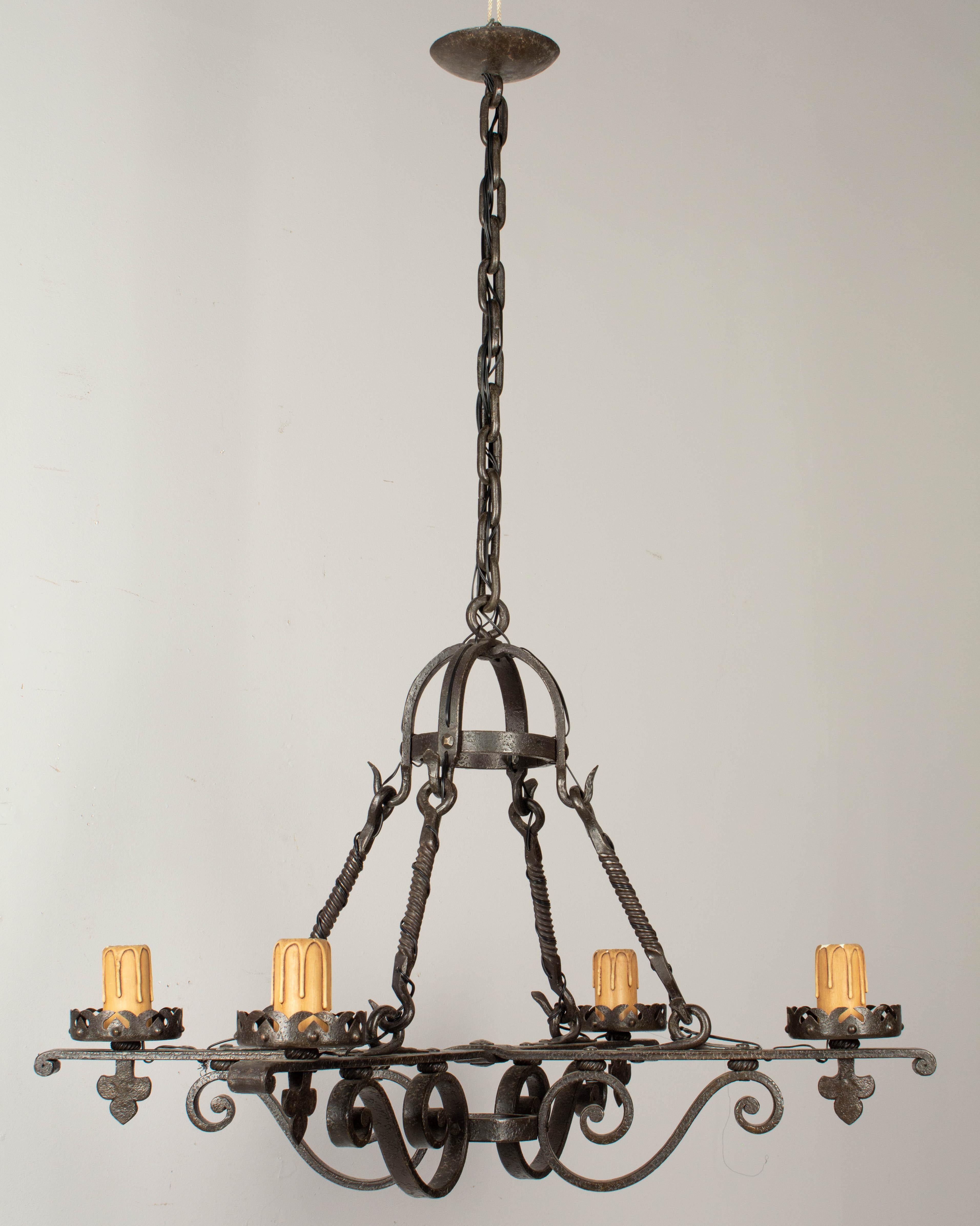 French Art Deco Wrought Iron Chandelier For Sale 9