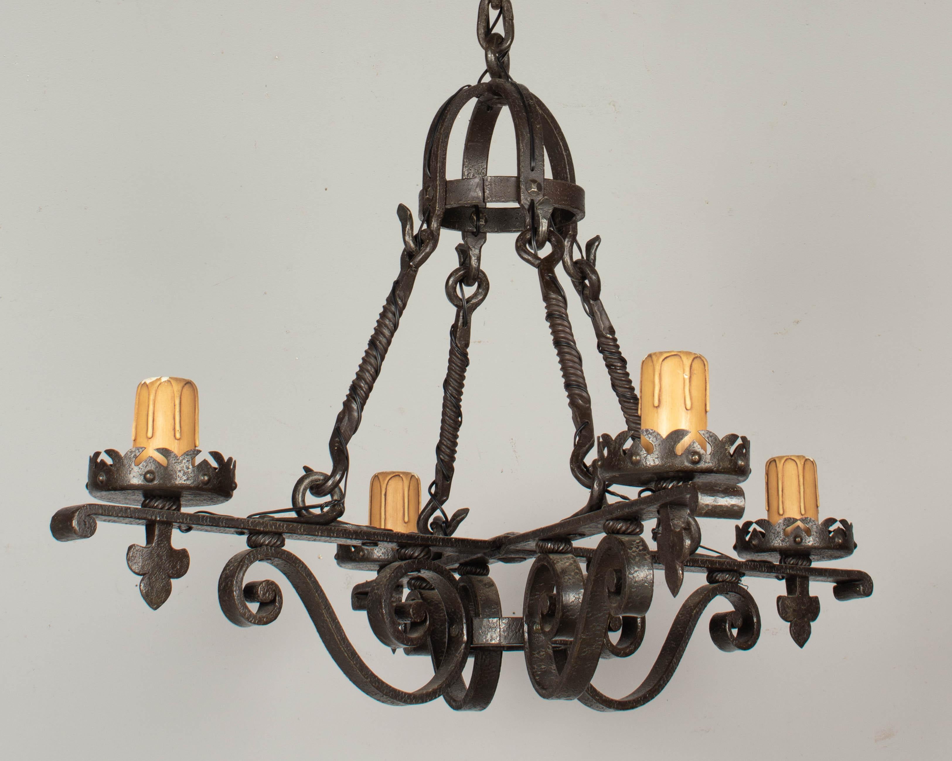 French Art Deco Wrought Iron Chandelier For Sale 10