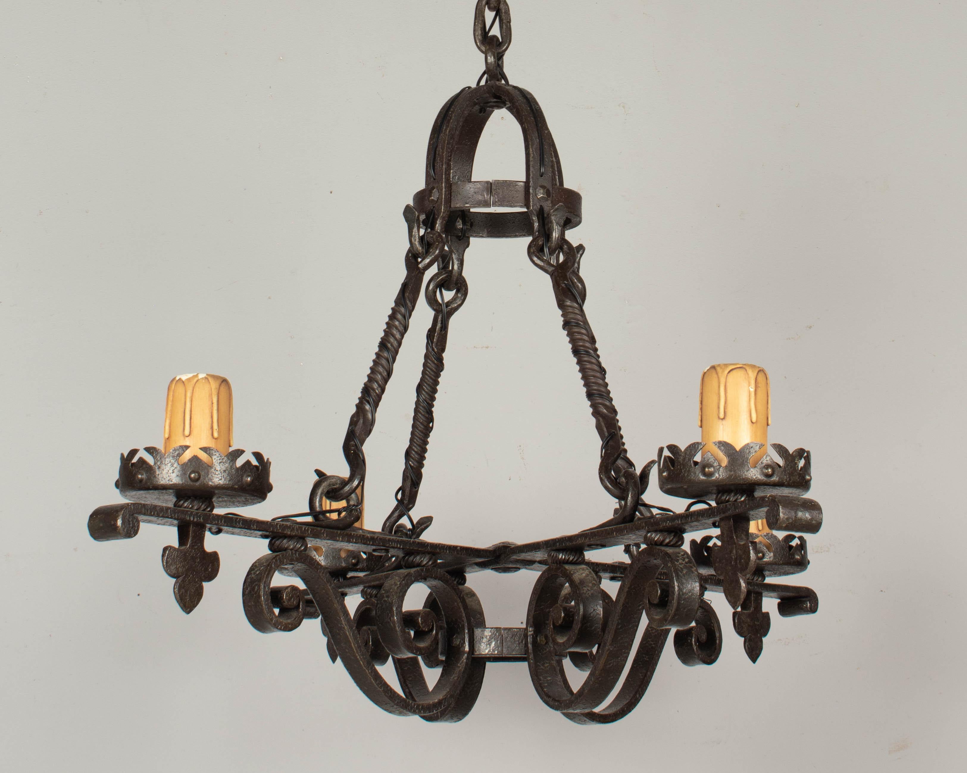 French Art Deco Wrought Iron Chandelier For Sale 11