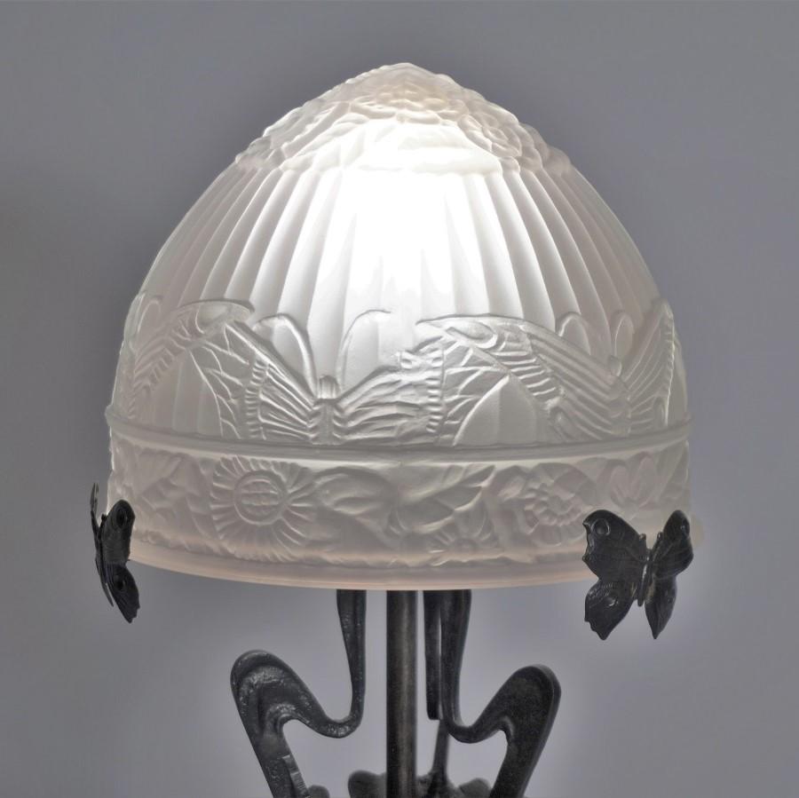 20th Century French Art Deco Wrought Iron Frosted Art Glass Table Lamp