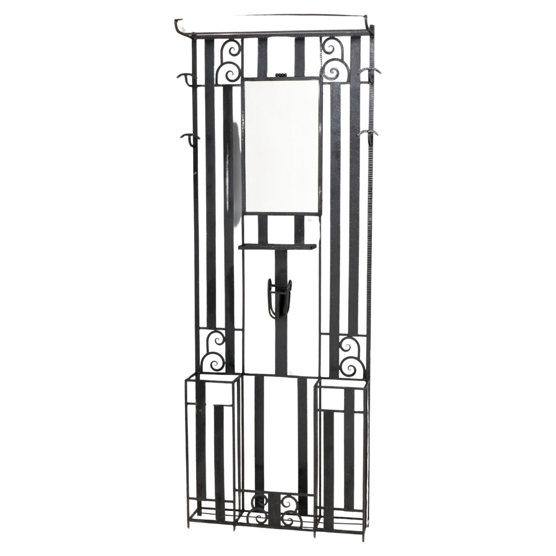 French Art Deco Wrought Iron Hall Tree or Port Manteau Edgar Brandt Style, 1930s For Sale